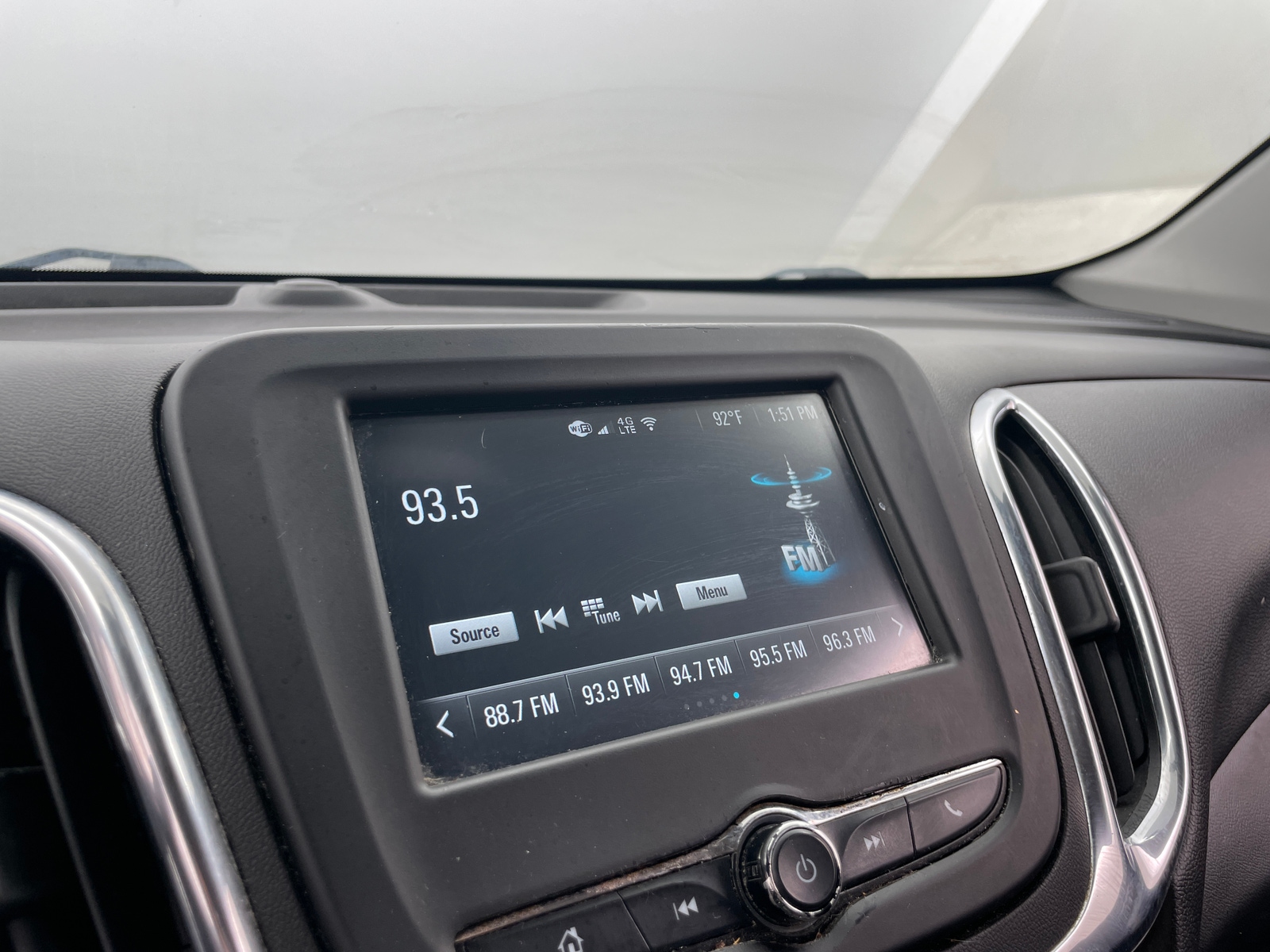 Thumbnail: 2018 Chevrolet Equinox - 4