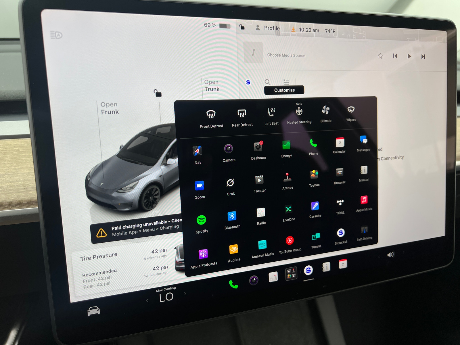 Thumbnail: 2024 Tesla Model Y - 3