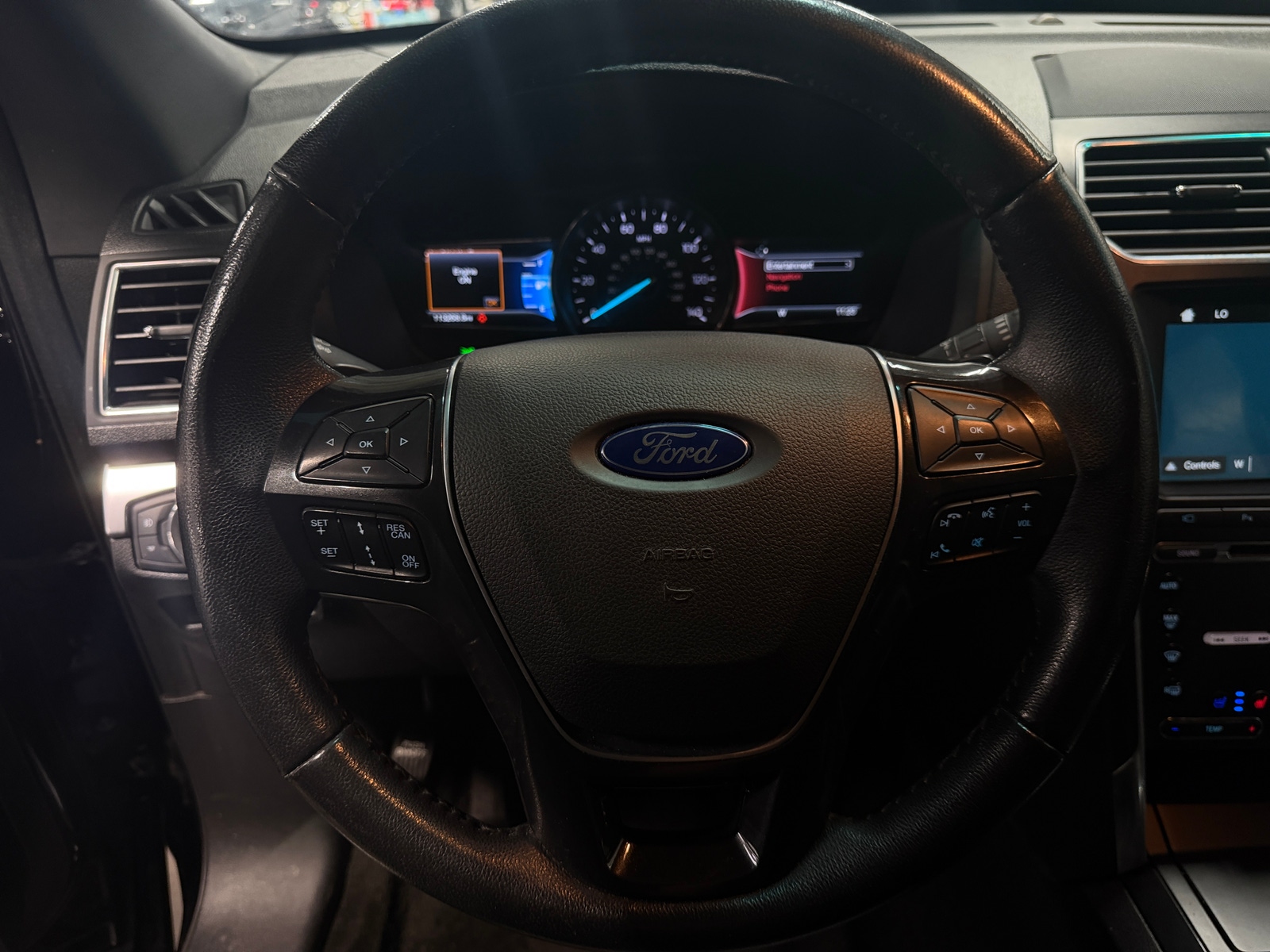 Thumbnail: 2017 Ford Explorer - 4