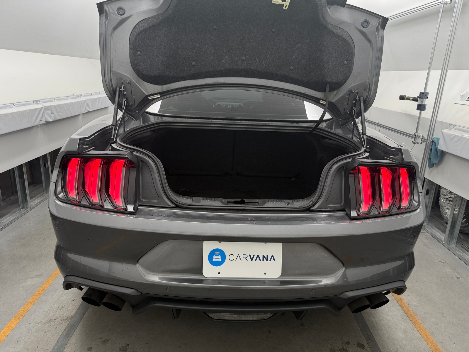 Thumbnail: 2022 Ford Mustang - 4