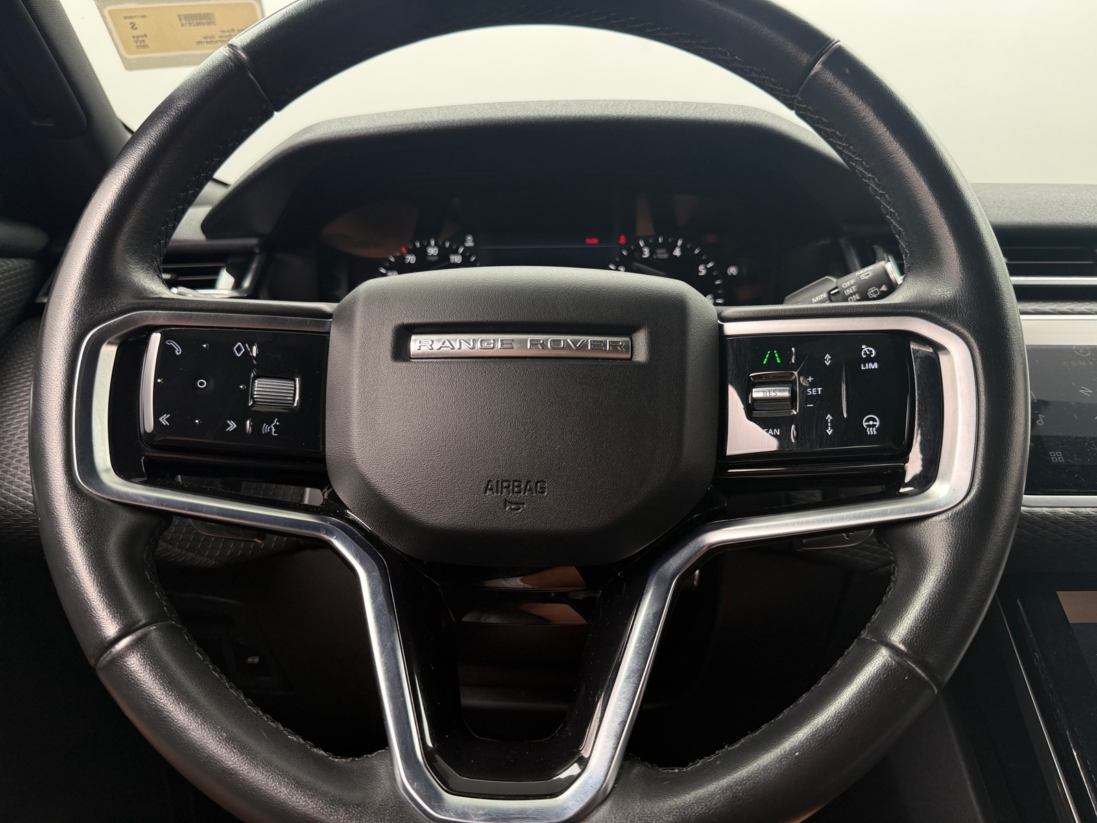 Thumbnail: 2023 Land Rover Range Rover Velar - 4