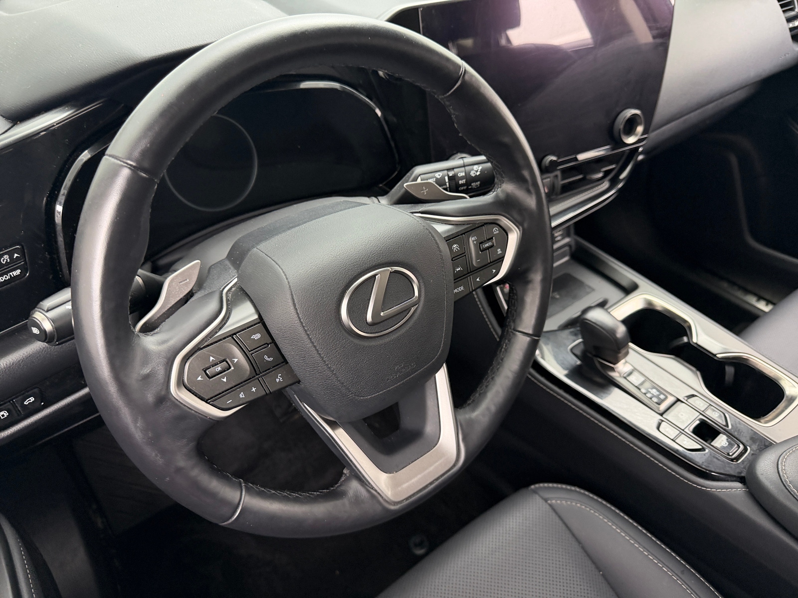 Thumbnail: 2022 Lexus NX - 4