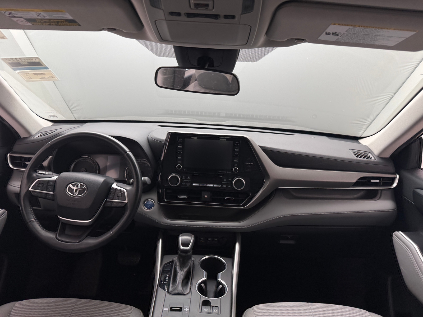 Thumbnail: 2022 Toyota Highlander - 3