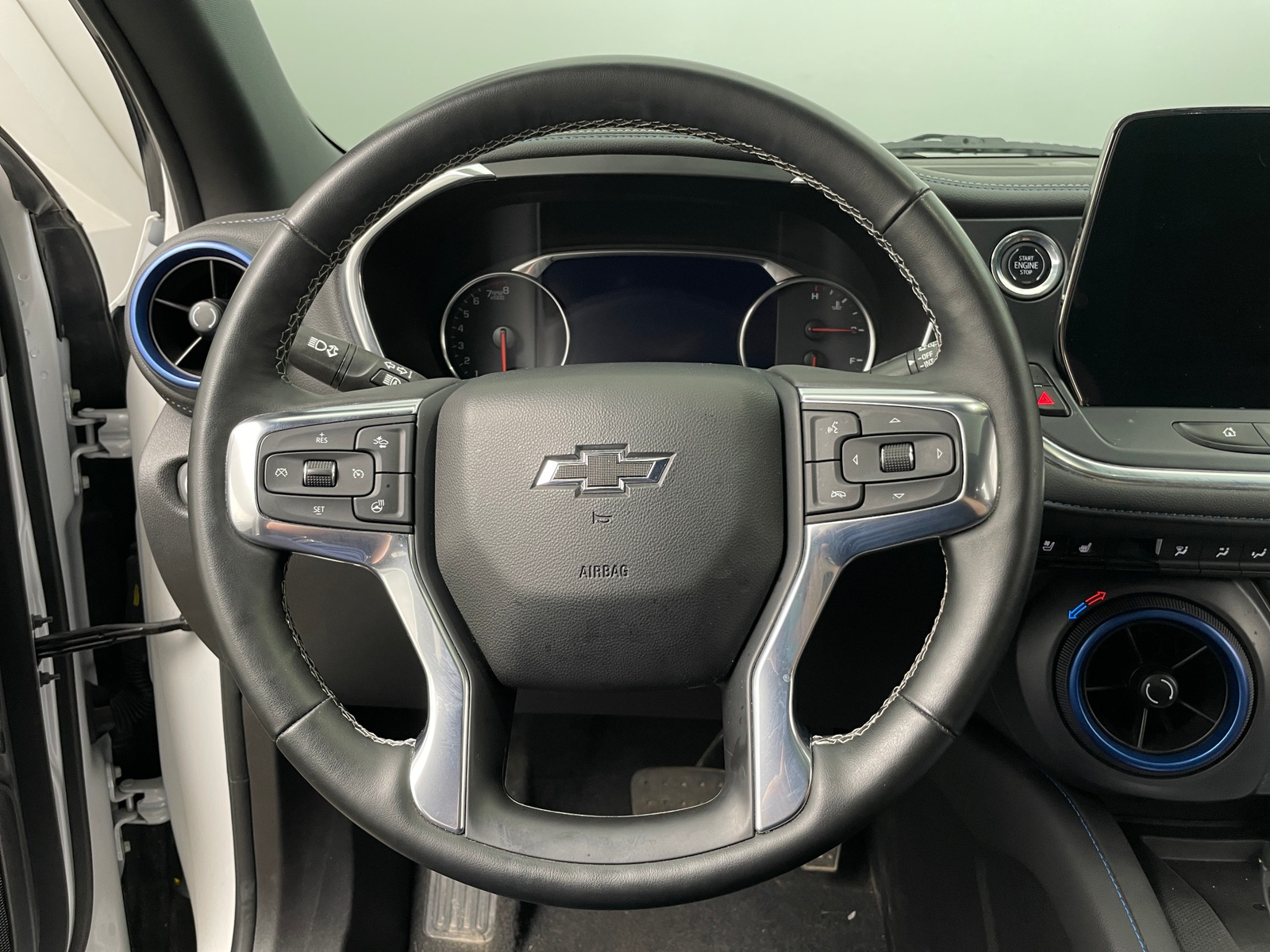 Thumbnail: 2024 Chevrolet Blazer - 4