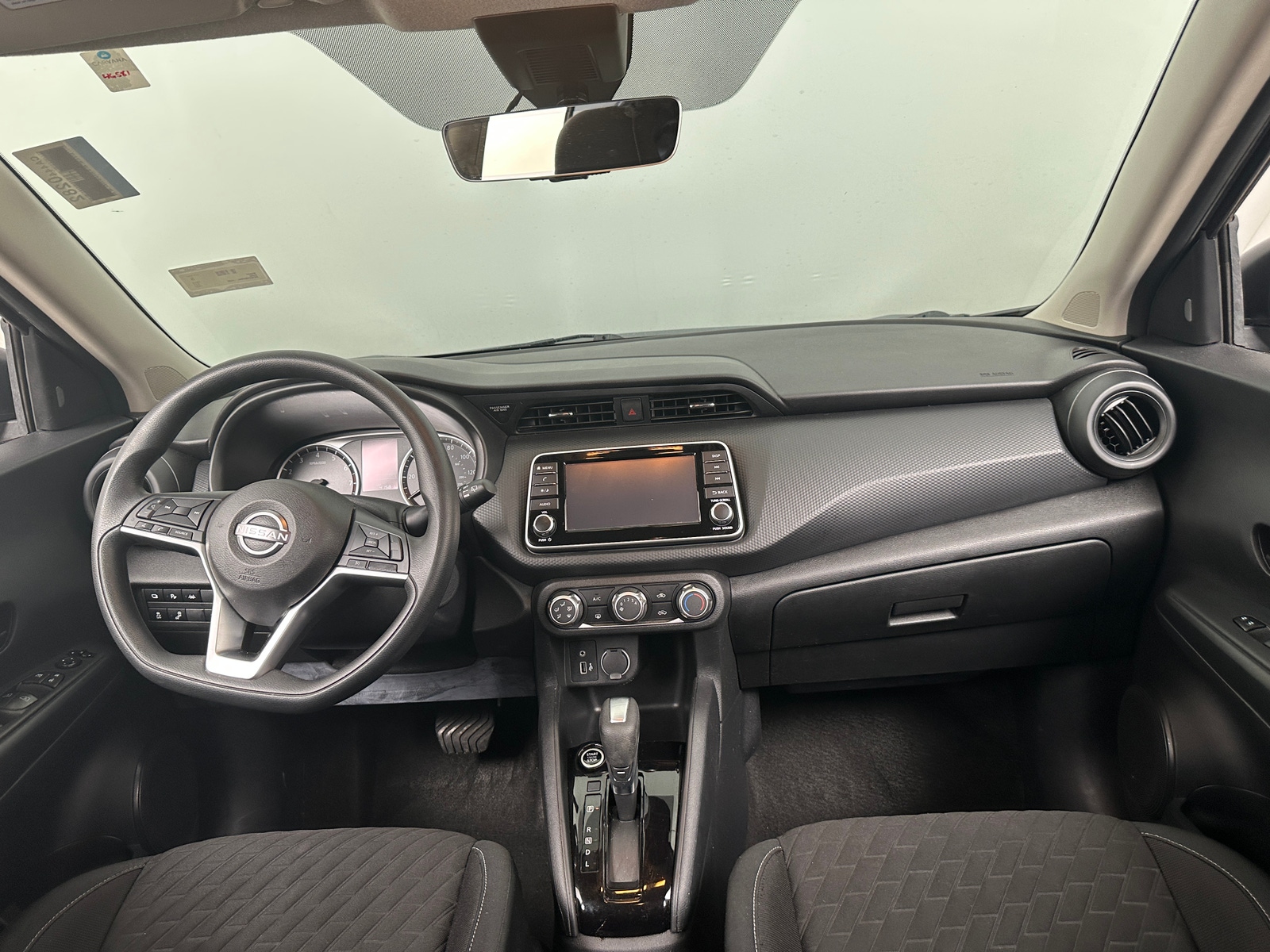 Thumbnail: 2022 Nissan Kicks - 3