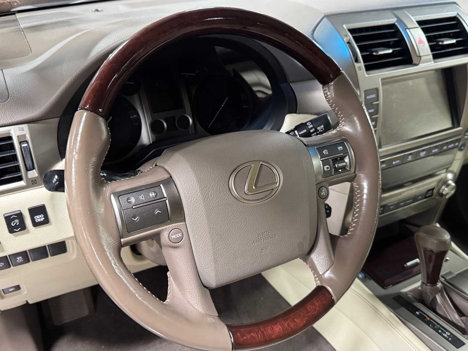 Thumbnail: 2018 Lexus GX - 4