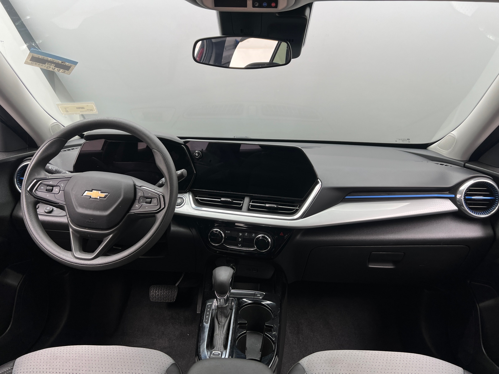 Thumbnail: 2025 Chevrolet Trax - 3
