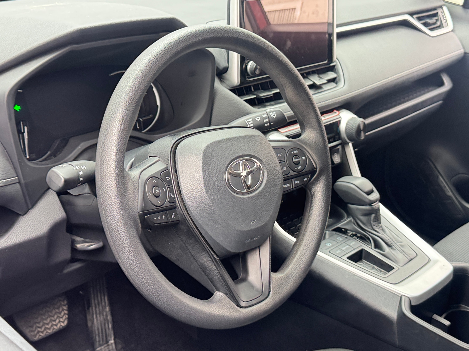 Thumbnail: 2025 Toyota RAV4 - 5