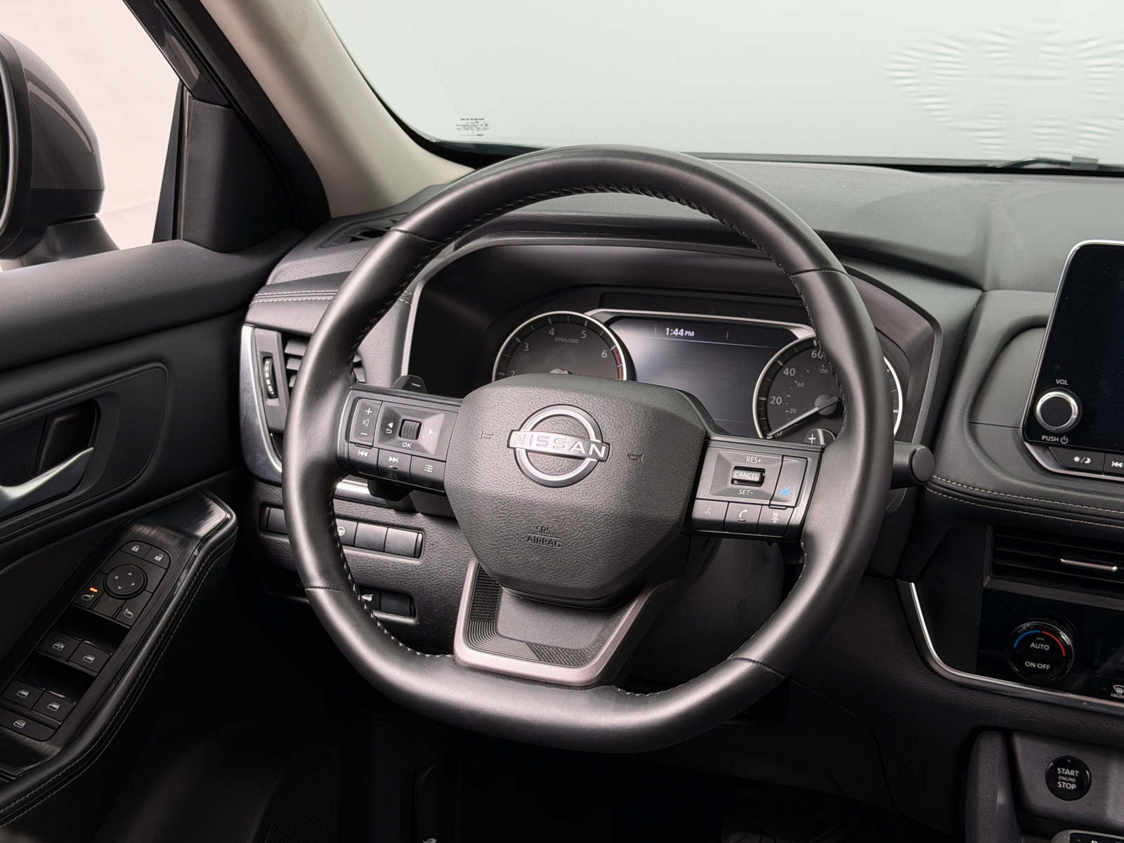 Thumbnail: 2025 Nissan Rogue - 5