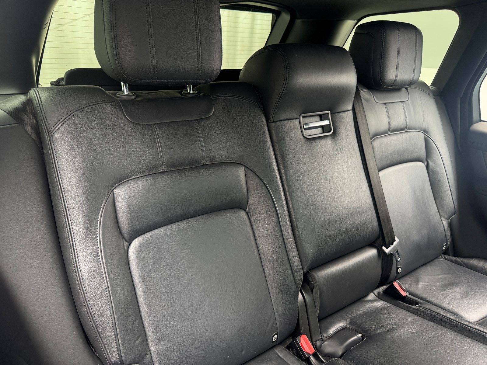 Thumbnail: 2019 Land Rover Range Rover - 5