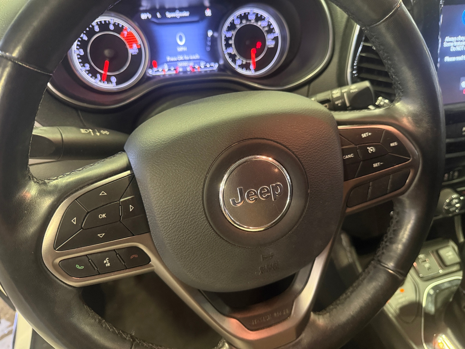 Thumbnail: 2020 Jeep Cherokee - 4