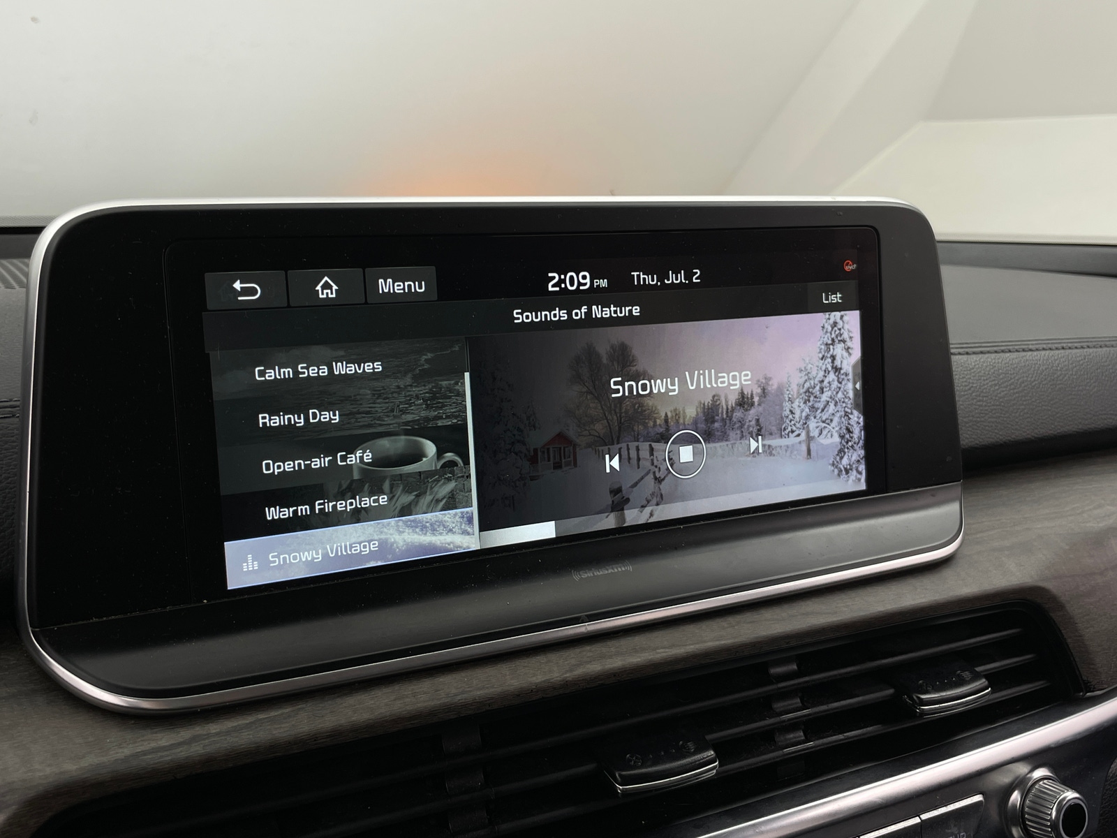 Thumbnail: 2021 Kia Telluride - 3