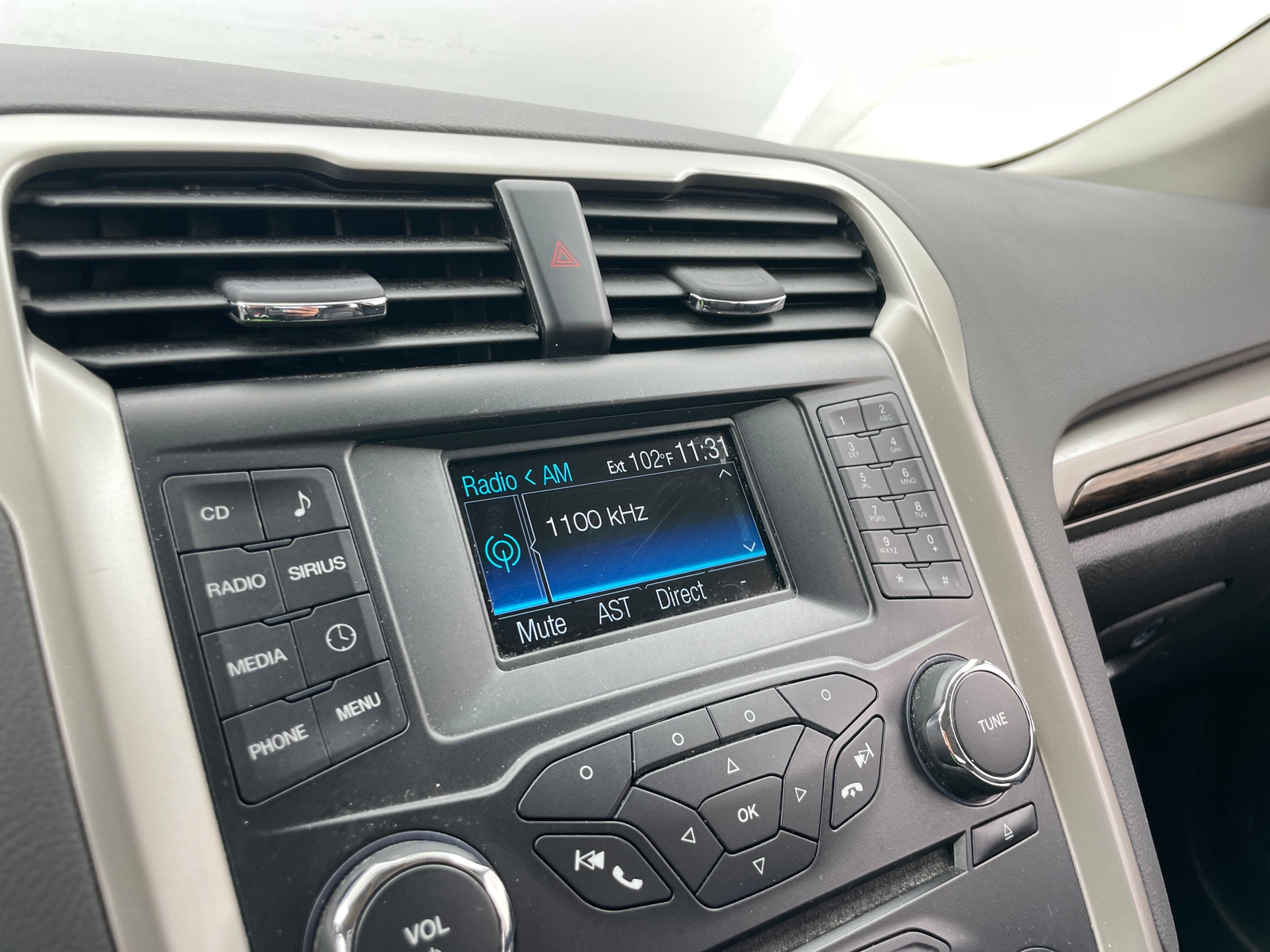 Thumbnail: 2014 Ford Fusion - 4