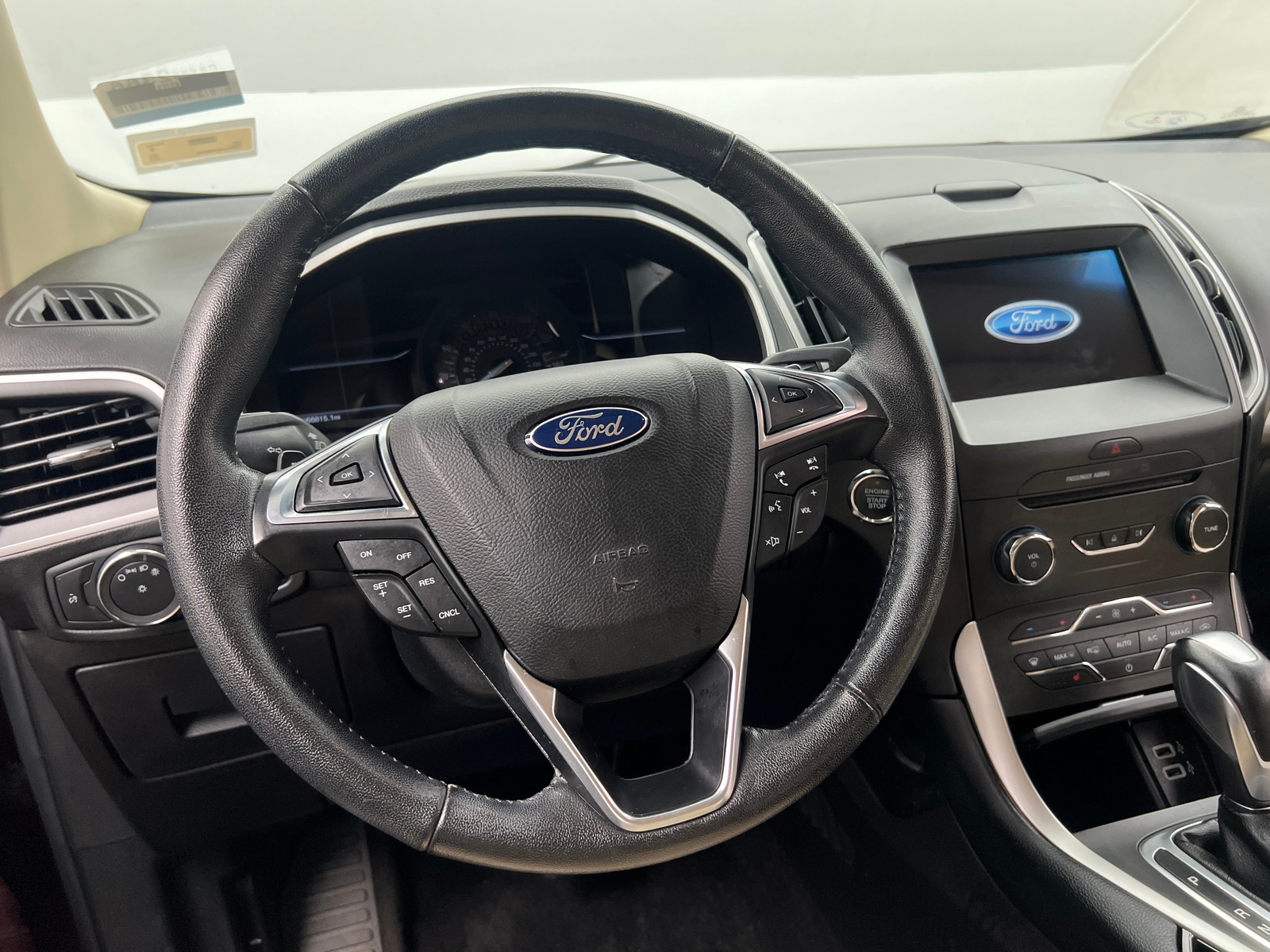 Thumbnail: 2017 Ford Edge - 4