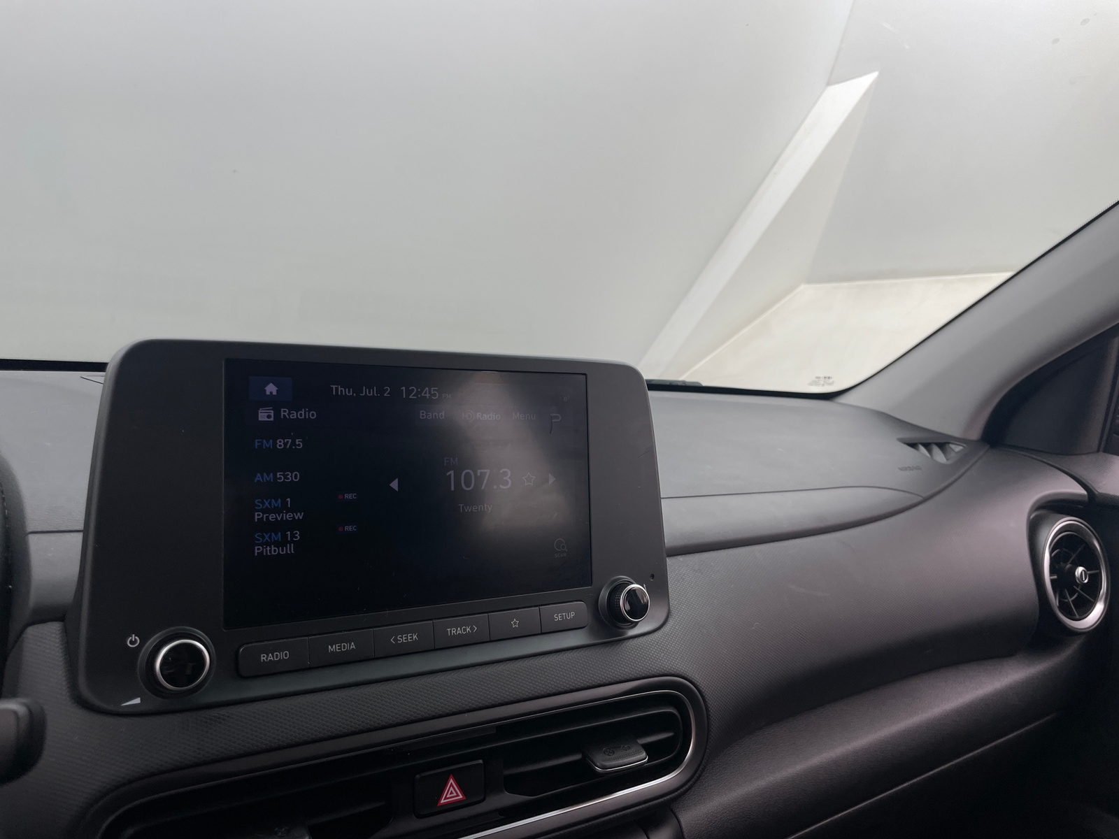 Thumbnail: 2022 Hyundai Kona - 4