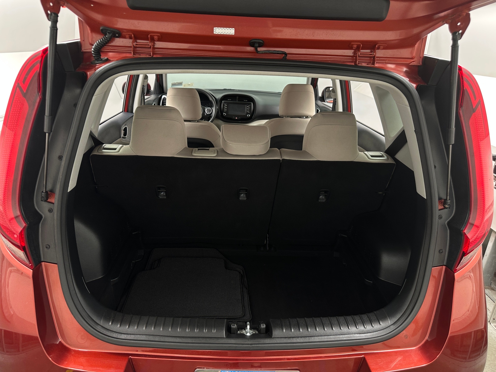 Thumbnail: 2021 Kia Soul - 7