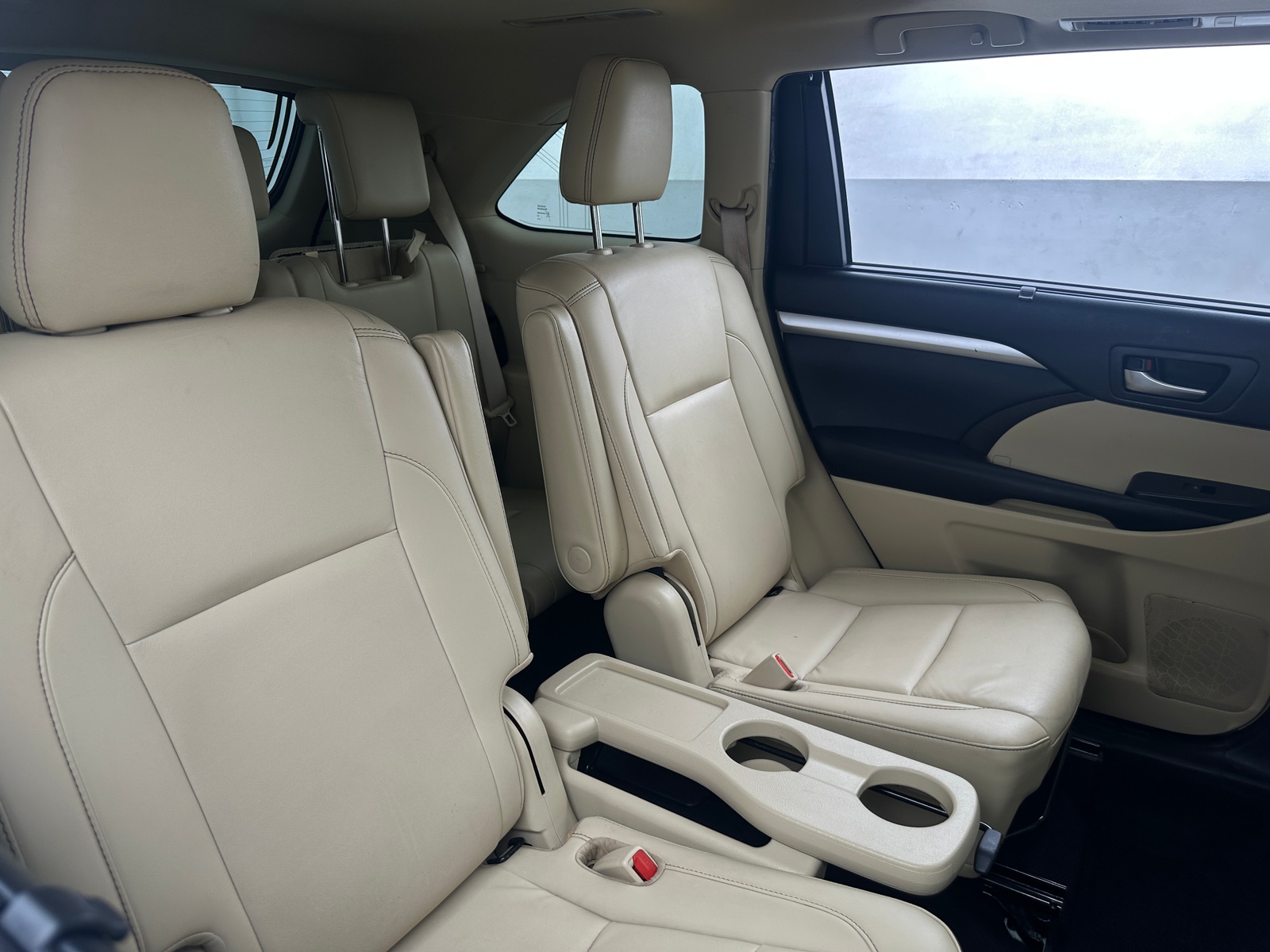 Thumbnail: 2019 Toyota Highlander - 5