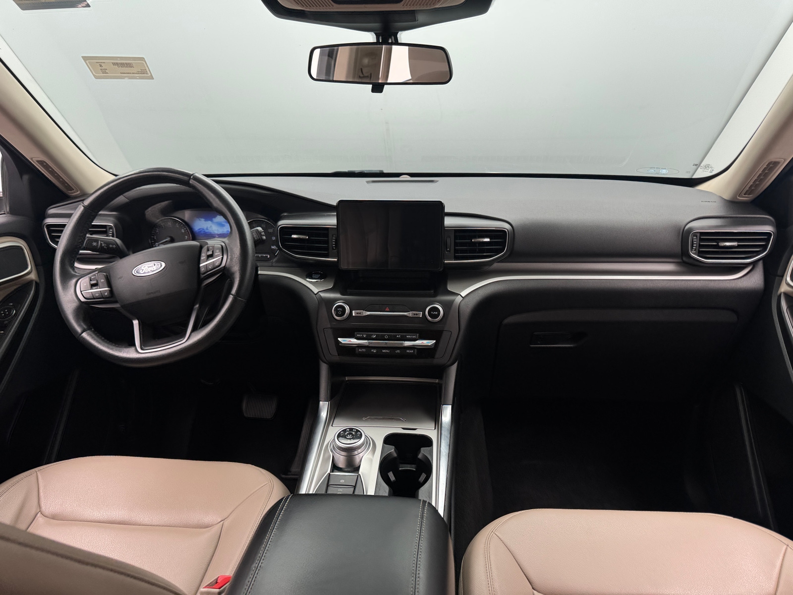Thumbnail: 2020 Ford Explorer - 2
