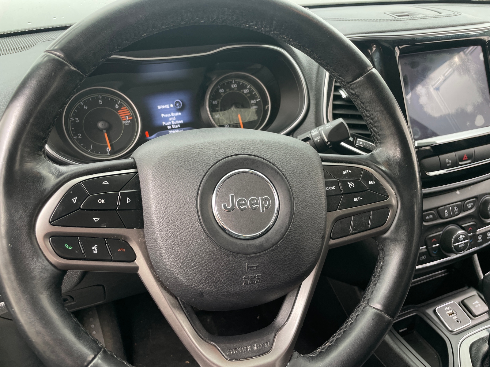 Thumbnail: 2019 Jeep Cherokee - 4