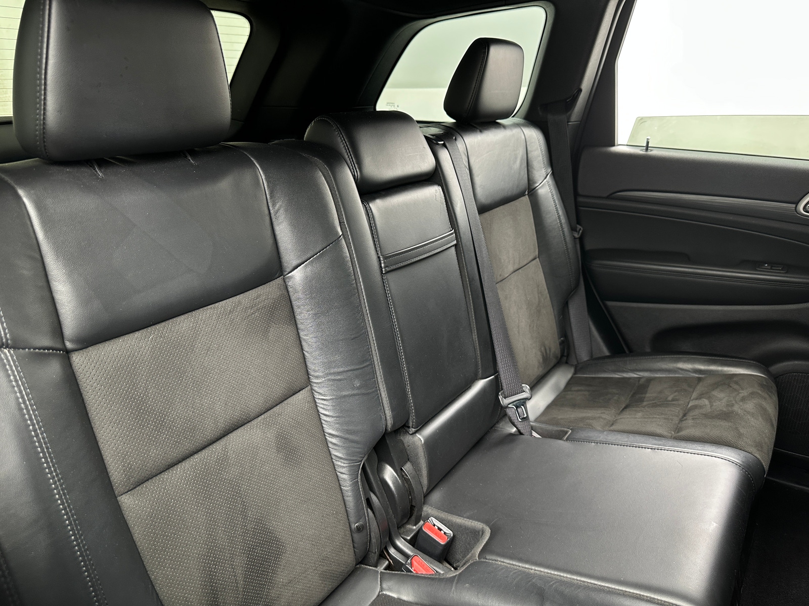 Thumbnail: 2020 Jeep Grand Cherokee - 6