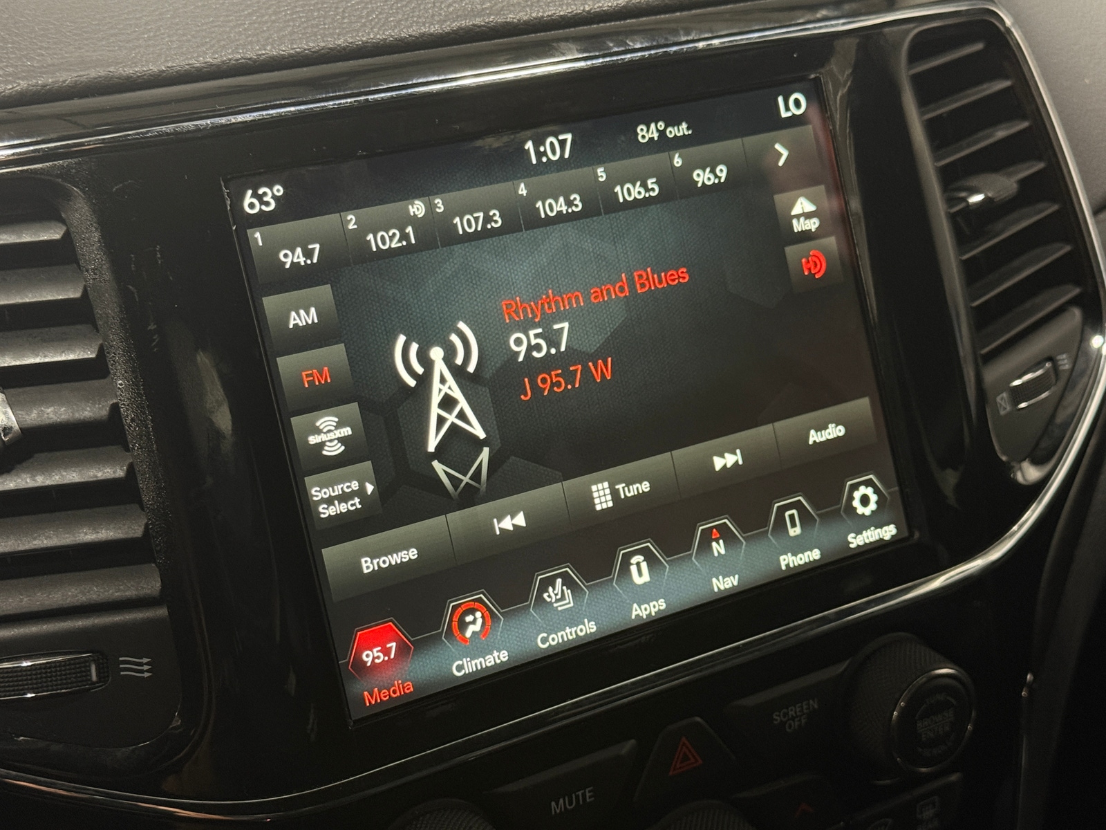 Thumbnail: 2020 Jeep Grand Cherokee - 4