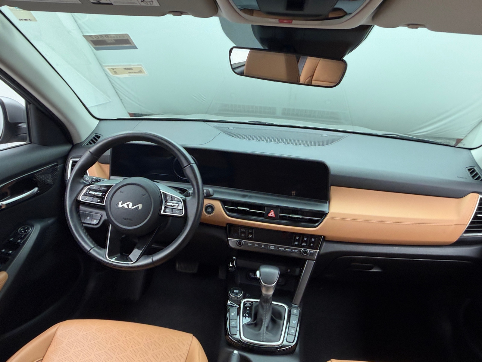 Thumbnail: 2024 Kia Seltos - 2