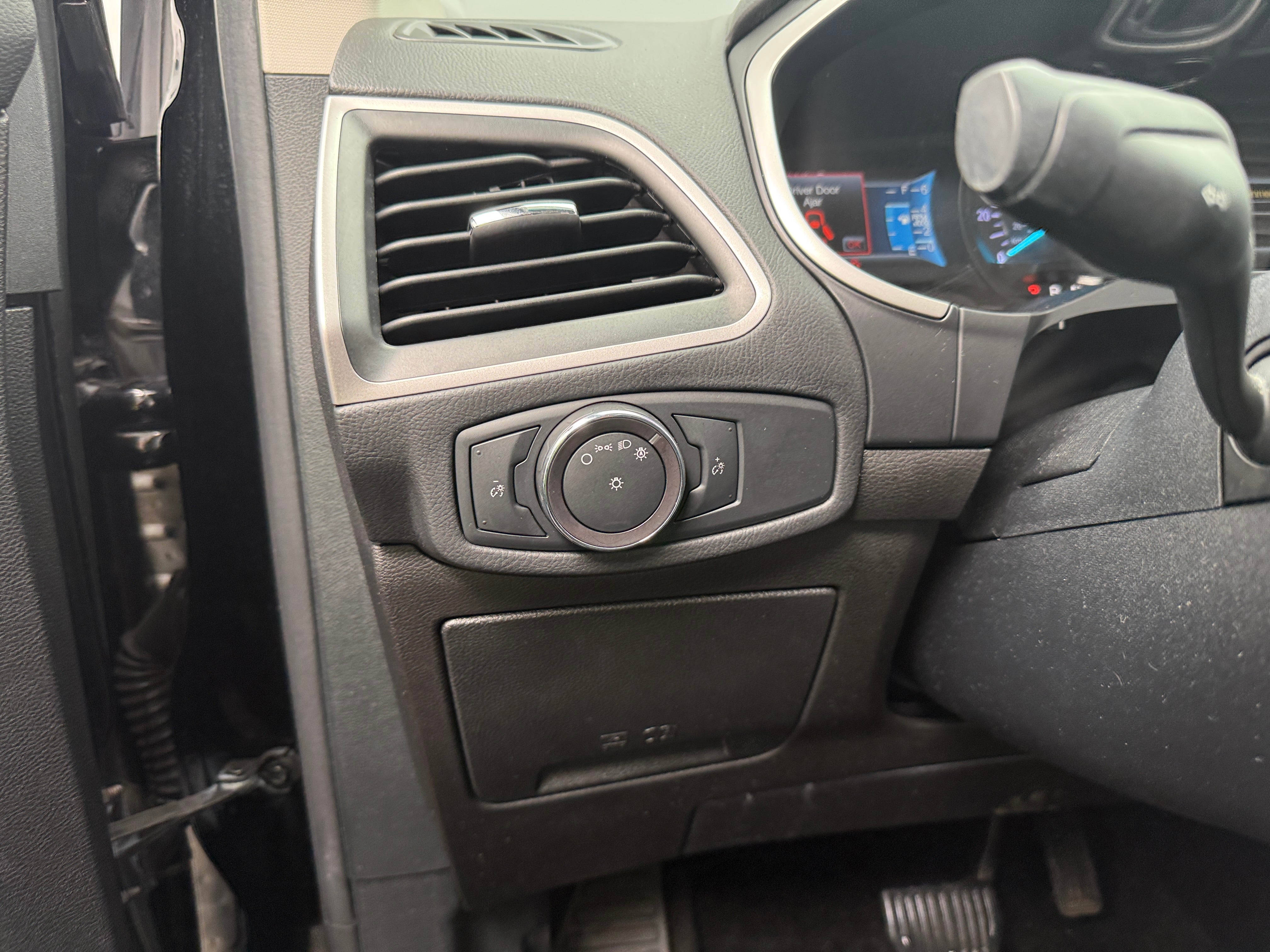 2018 Ford Edge SEL - Photo 10
