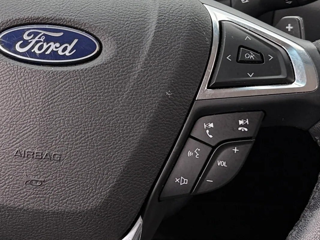 2018 Ford Edge SEL - Photo 16
