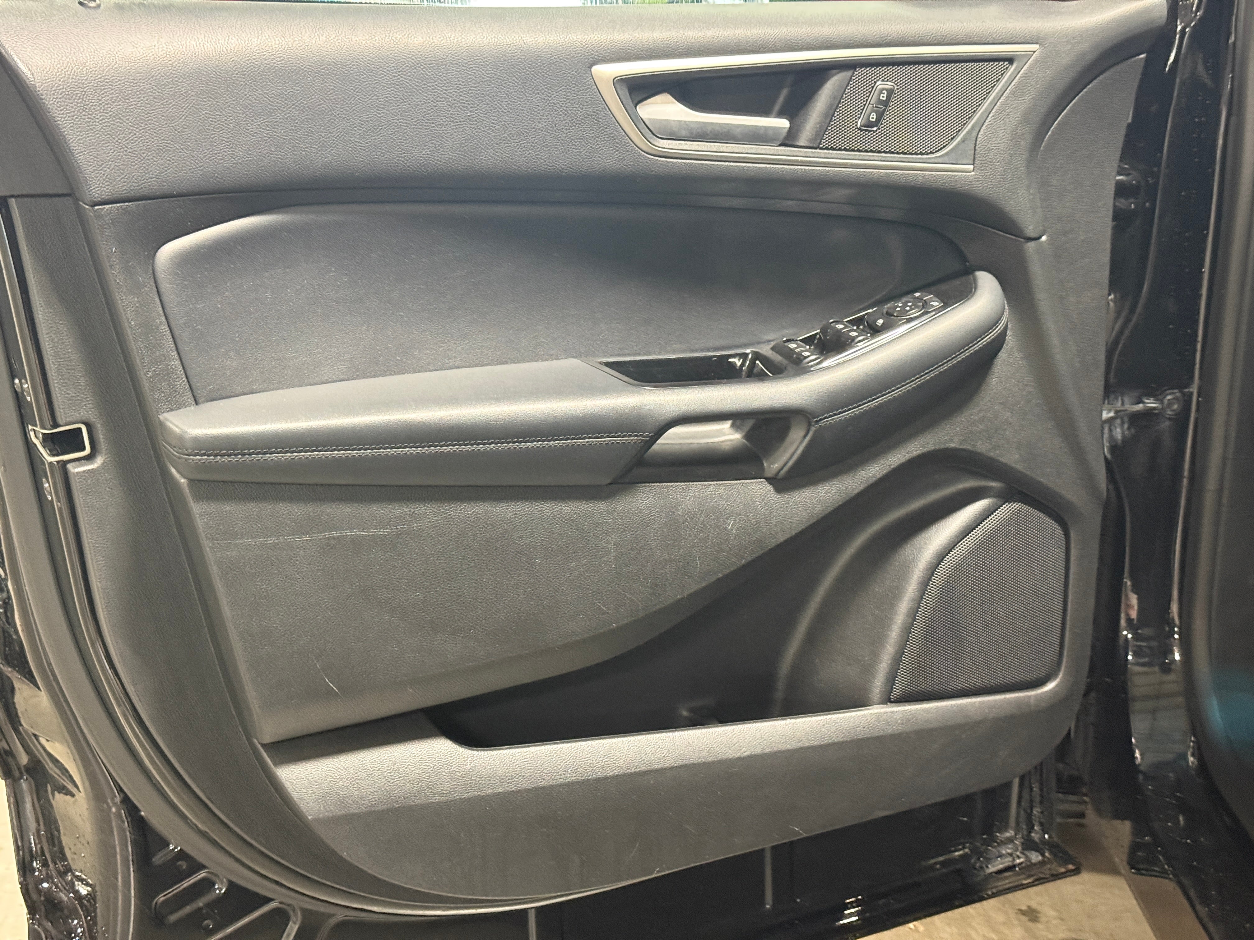 2018 Ford Edge SEL - Photo 21