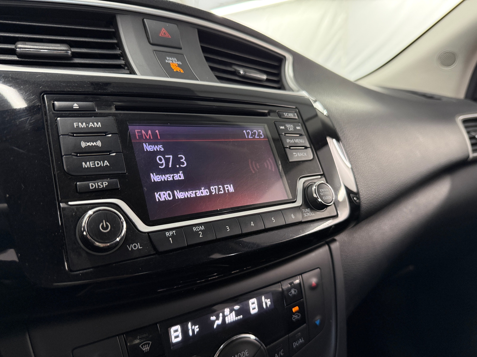 Thumbnail: 2018 Nissan Sentra - 4