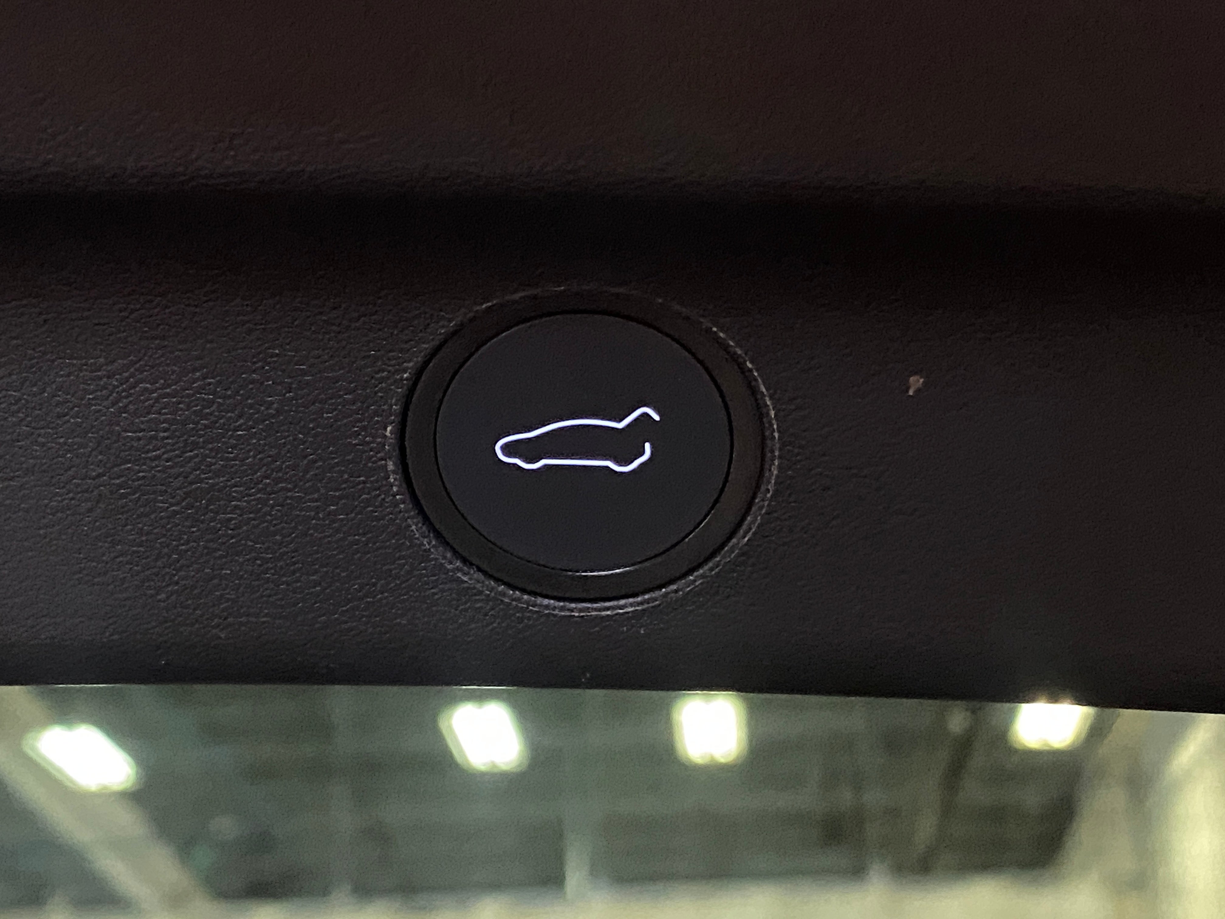 Used 2022 Tesla Model Y Long Range with VIN 7SAYGDEE0NF422436 for sale in Auburn, WA