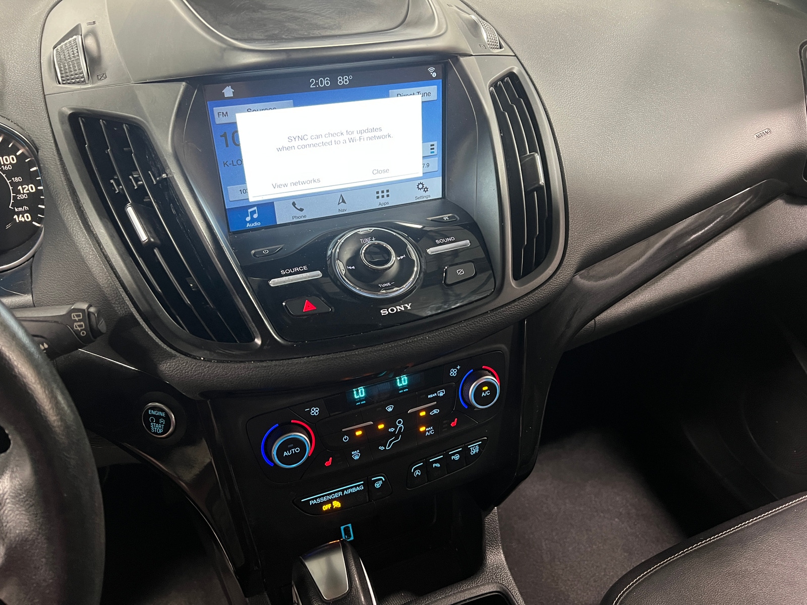 Thumbnail: 2019 Ford Escape - 3