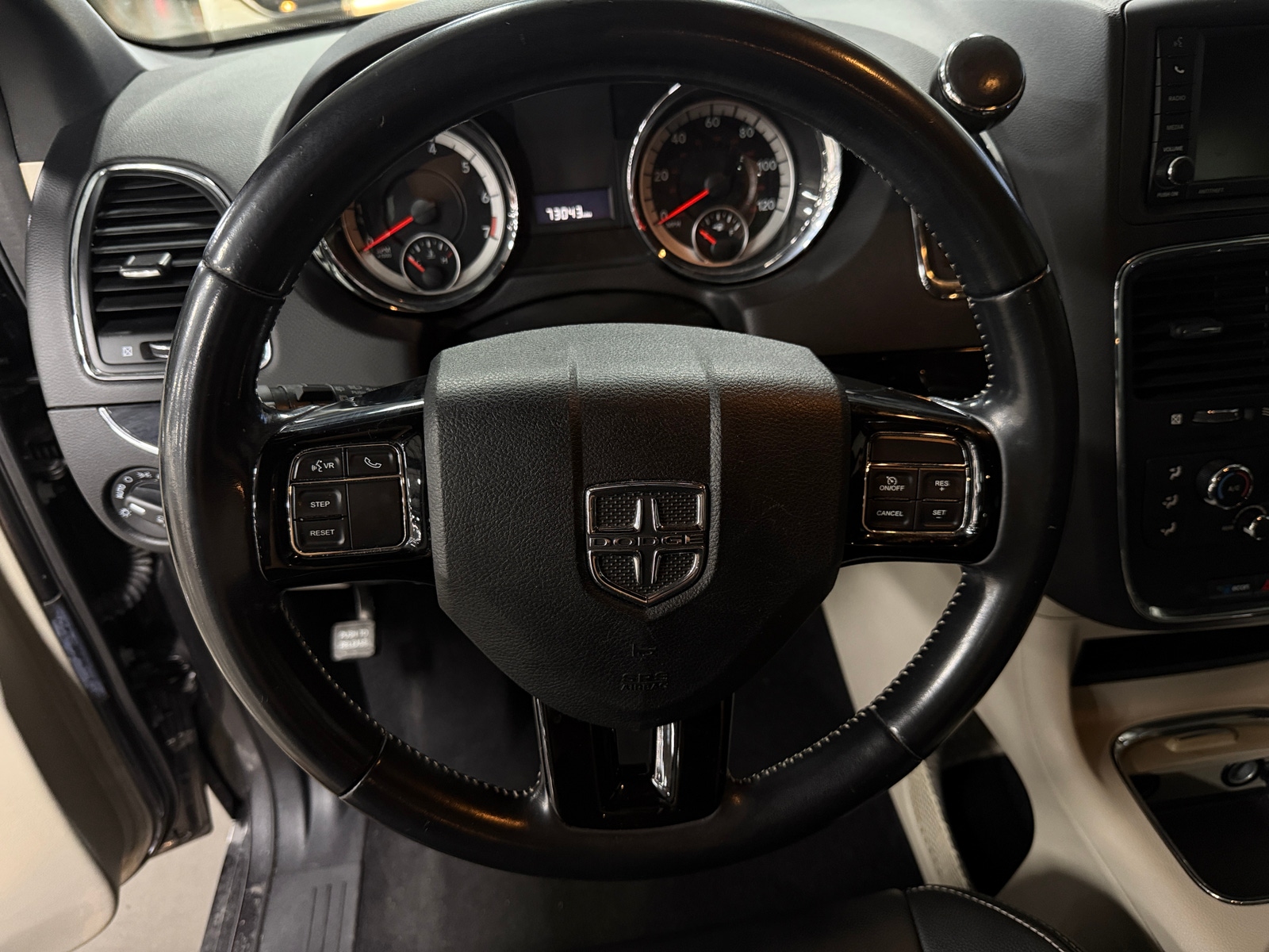 Thumbnail: 2019 Dodge Grand Caravan - 4