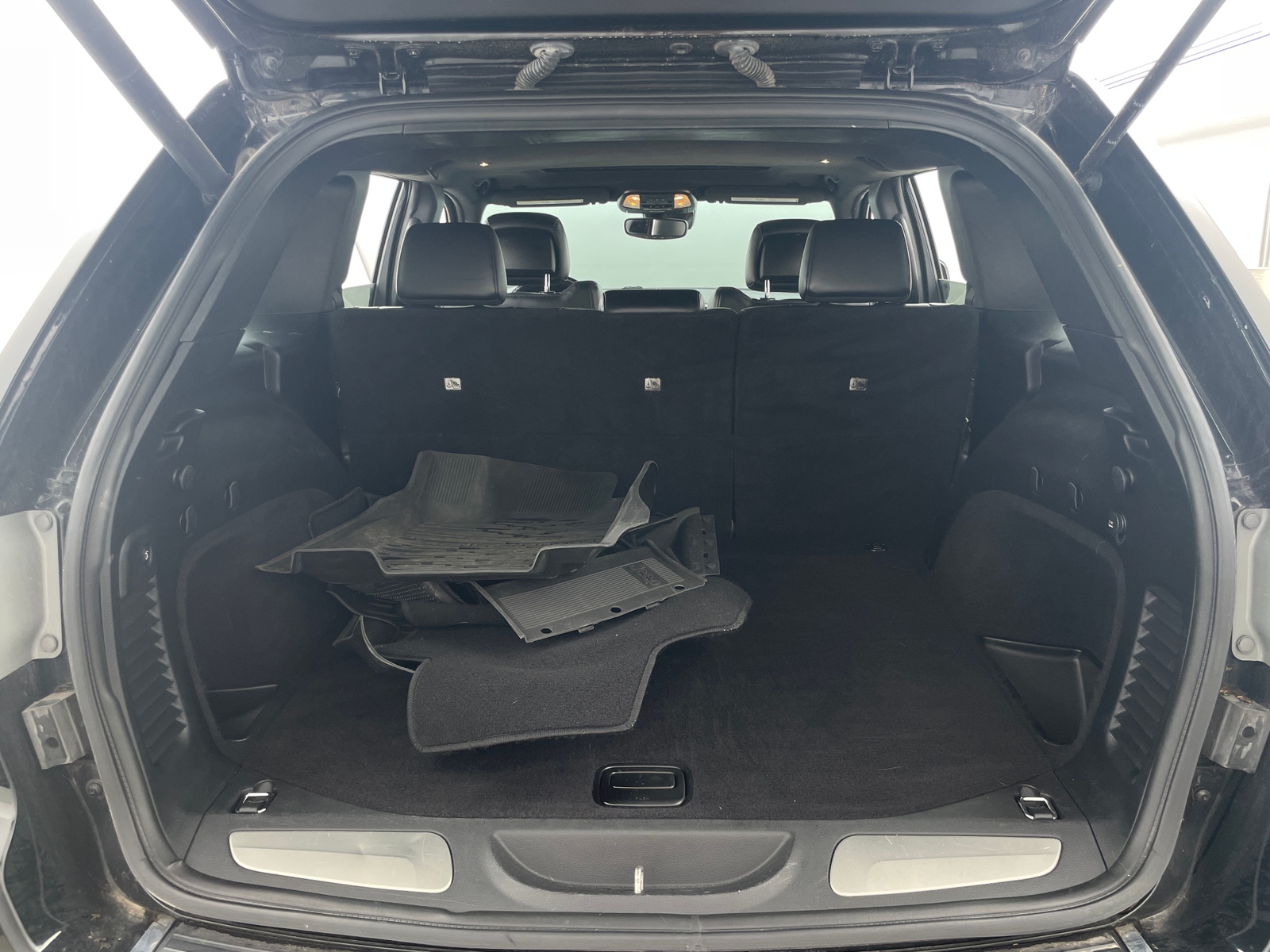 Thumbnail: 2019 Jeep Grand Cherokee - 6