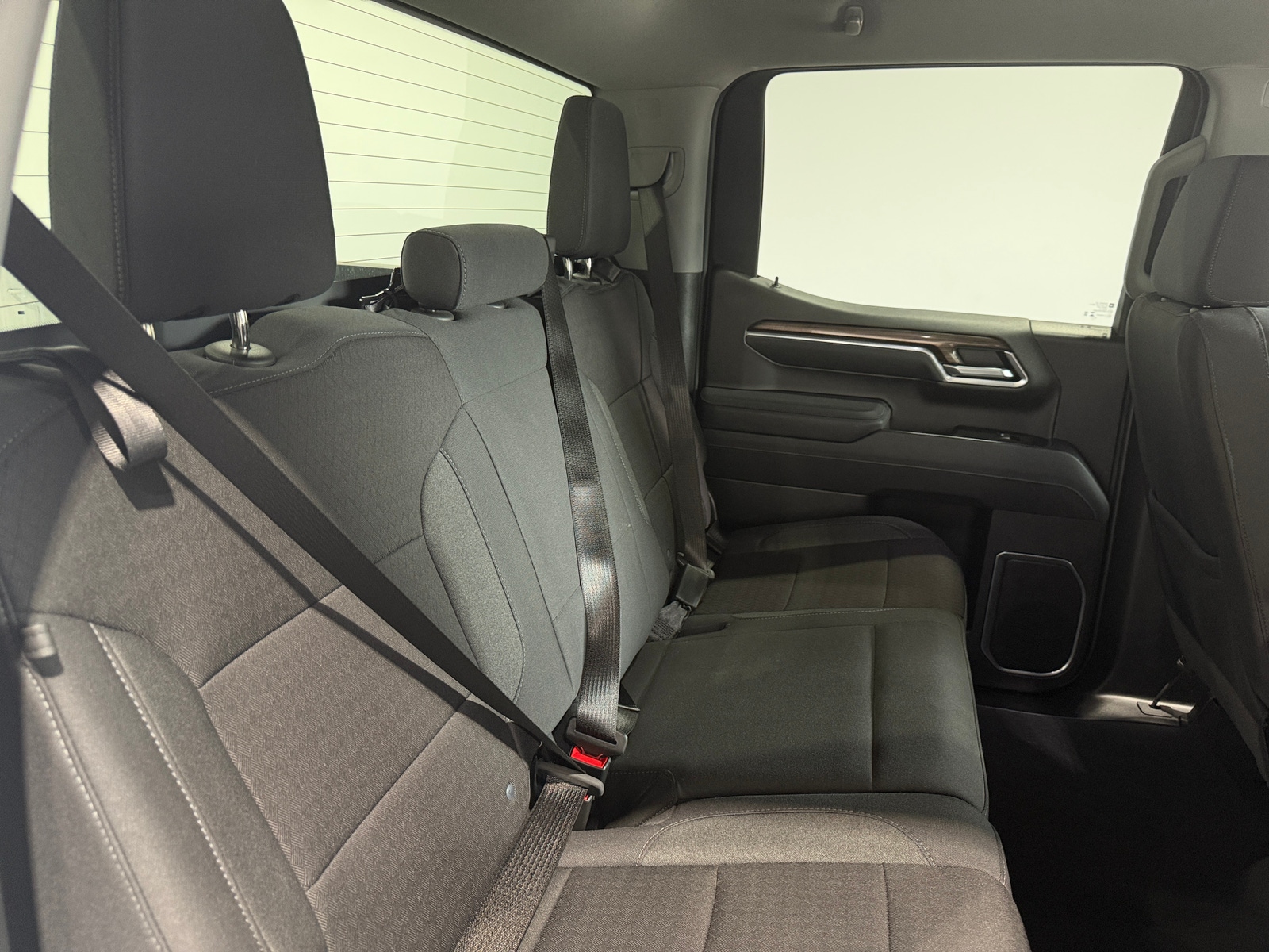 Thumbnail: 2026 Chevrolet Silverado 1500 - 6