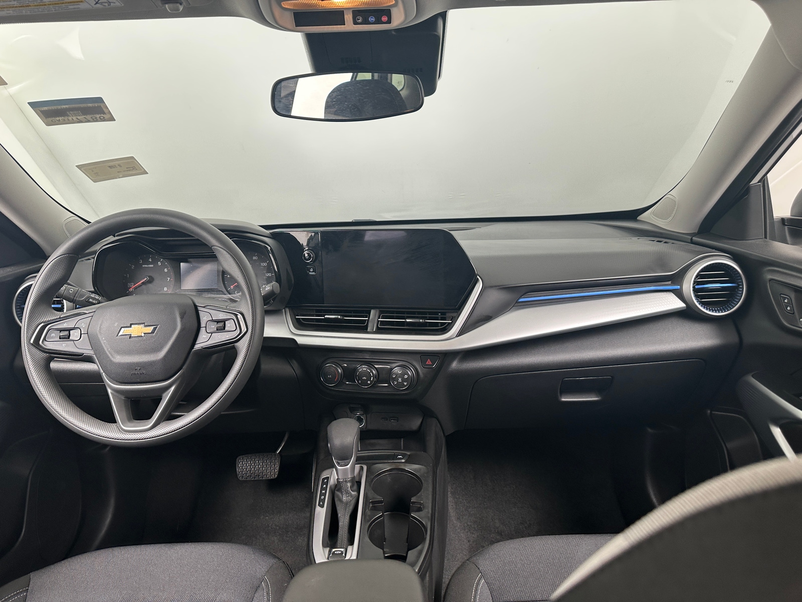 Thumbnail: 2026 Chevrolet Trax - 3