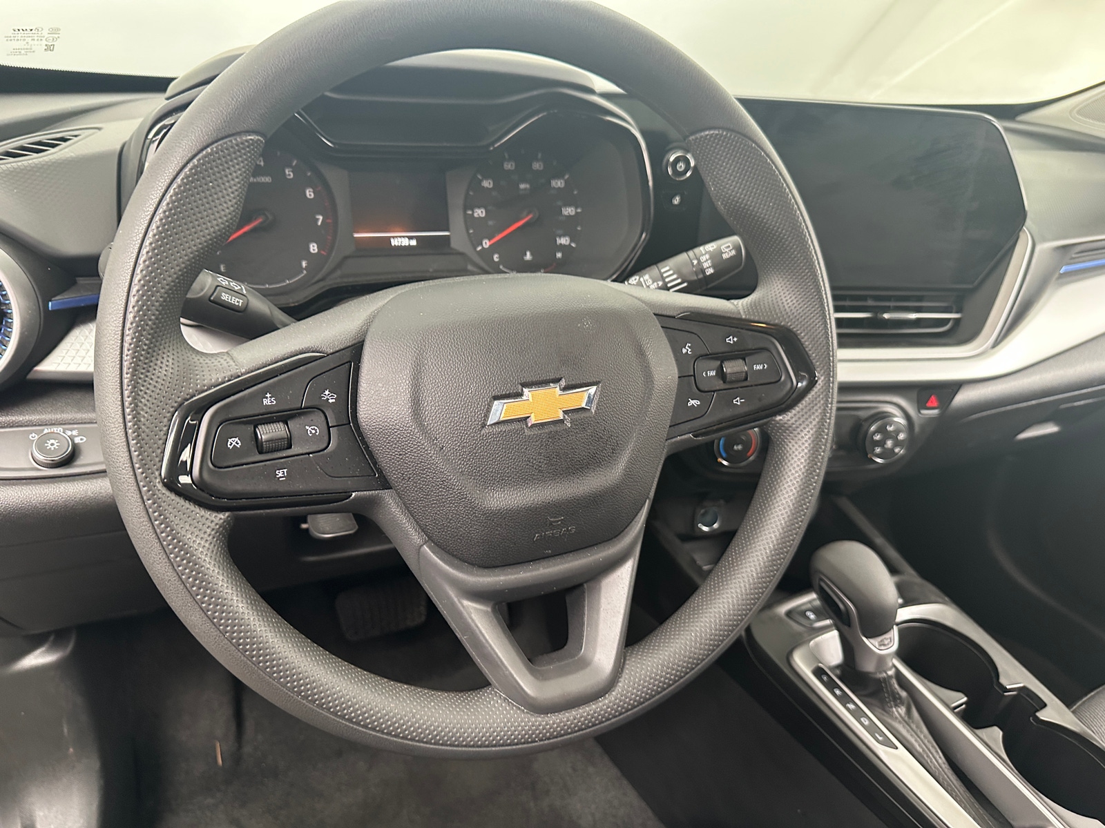 Thumbnail: 2026 Chevrolet Trax - 5