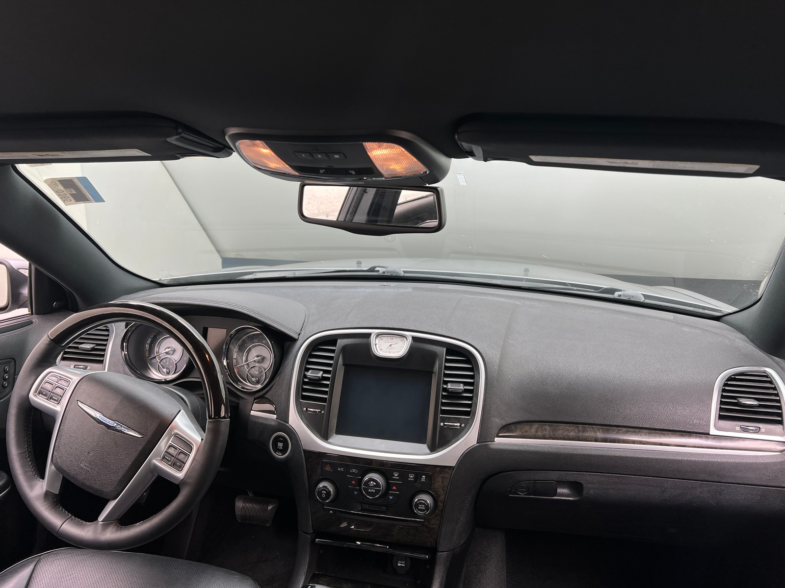 Thumbnail: 2013 Chrysler 300 - 3