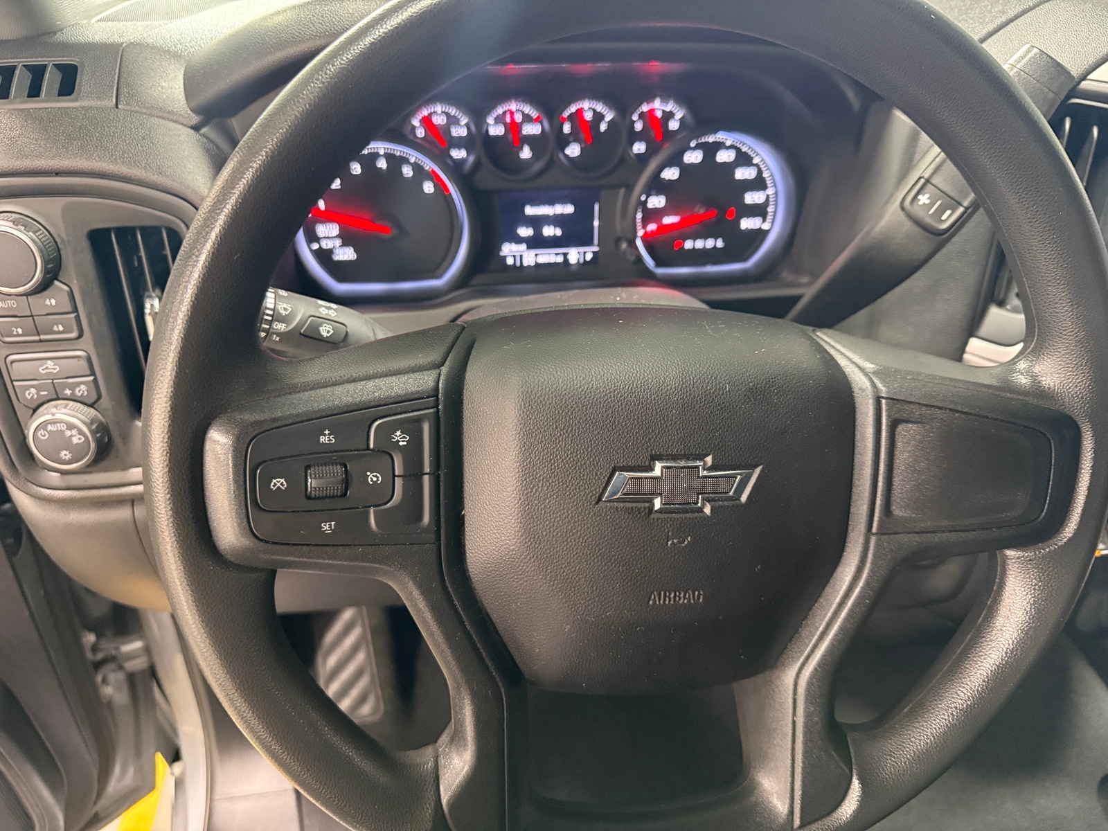 Thumbnail: 2024 Chevrolet Silverado 1500 - 5