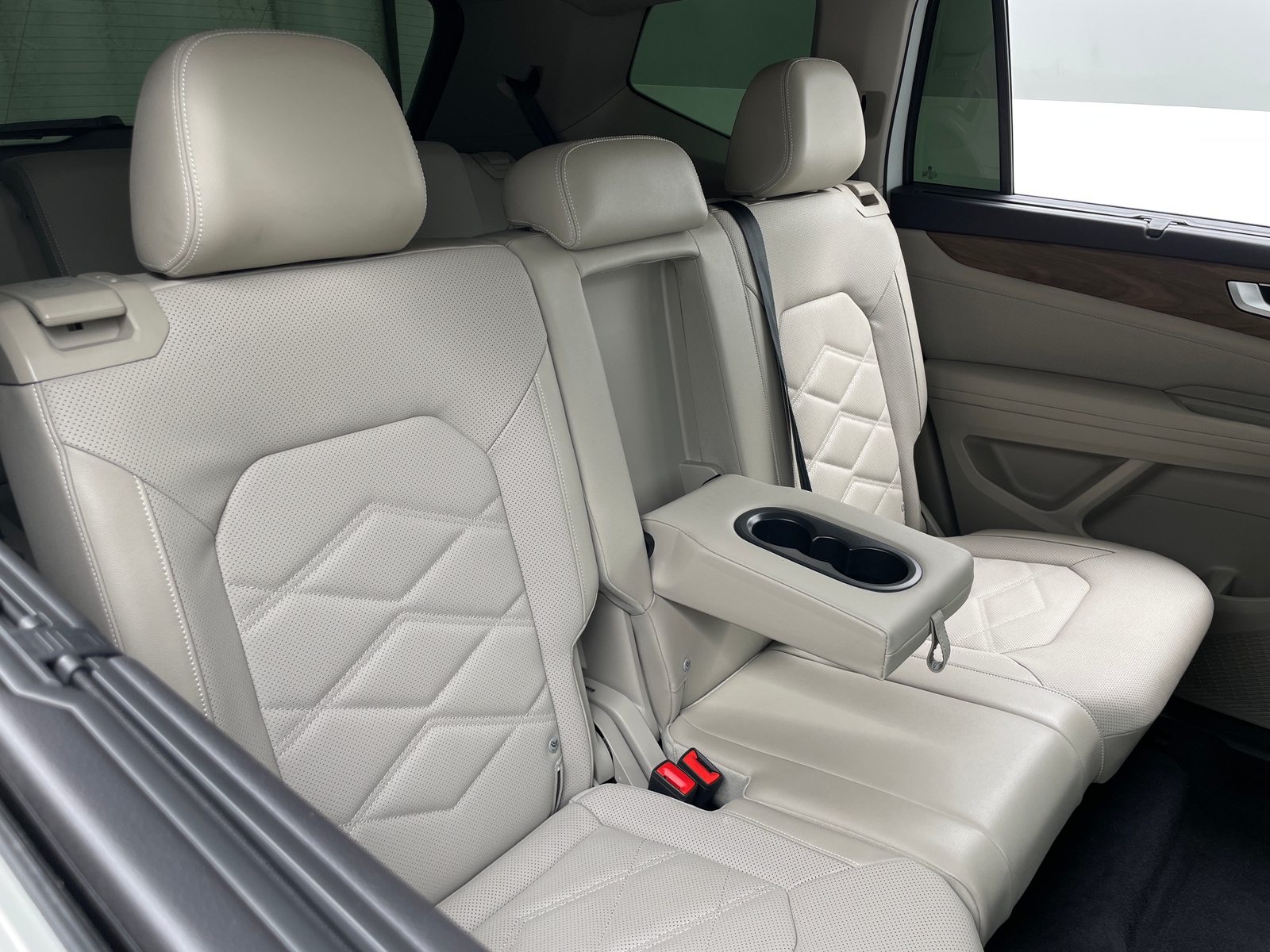 Thumbnail: 2024 Volkswagen Atlas - 6