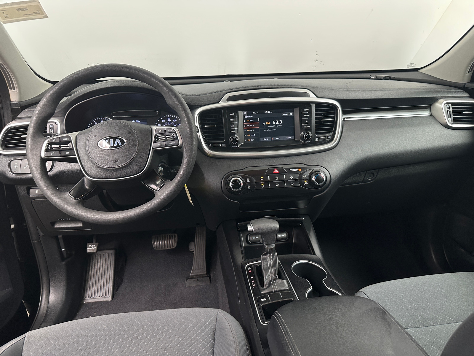 Thumbnail: 2019 Kia Sorento - 3