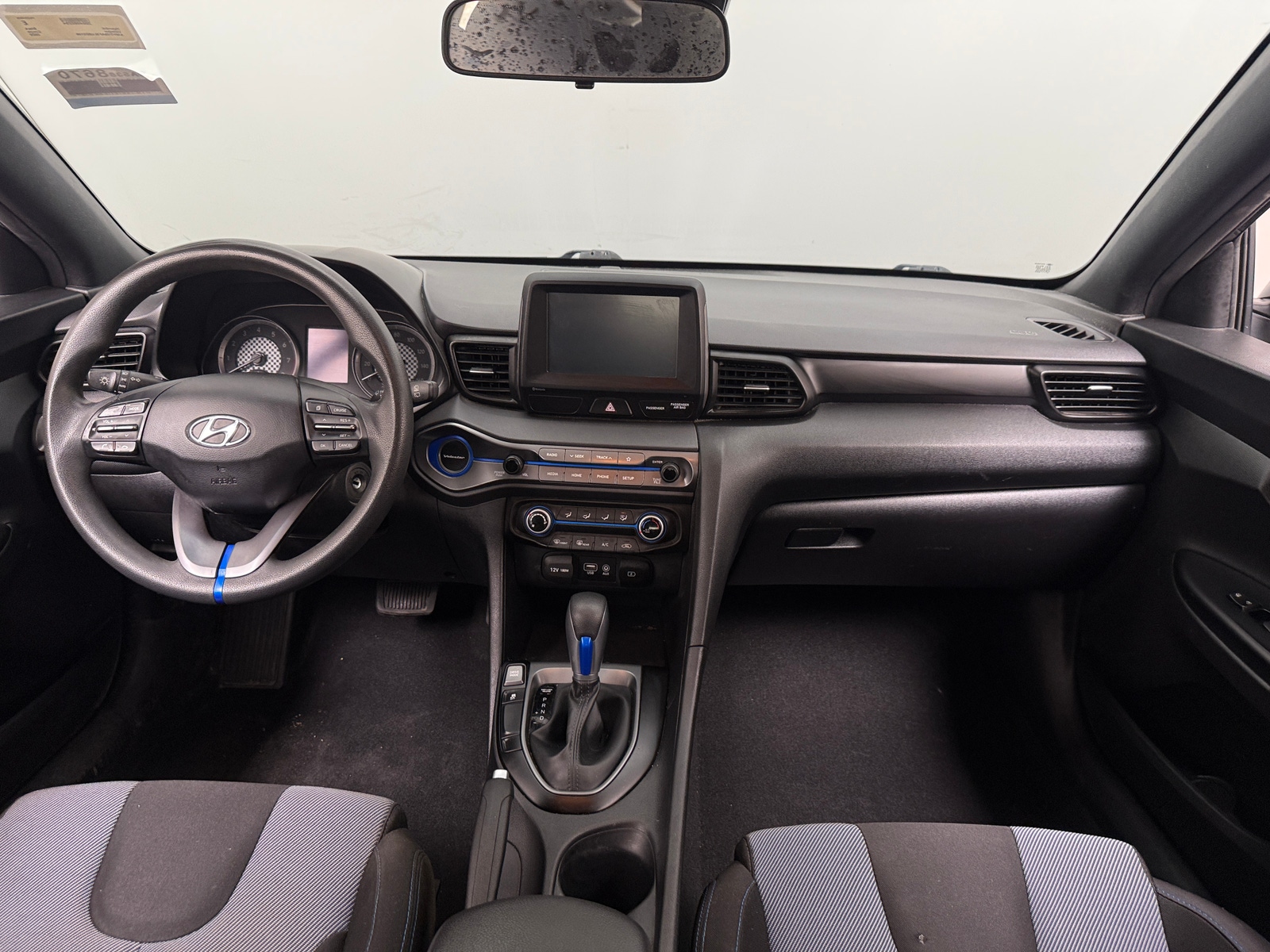 Thumbnail: 2020 Hyundai Veloster - 3