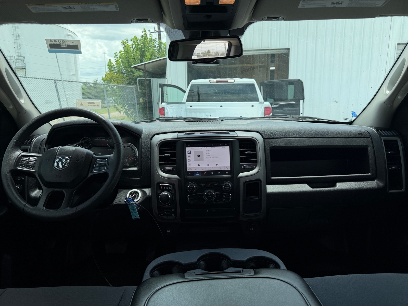 Thumbnail: 2022 RAM 1500 Classic - 3