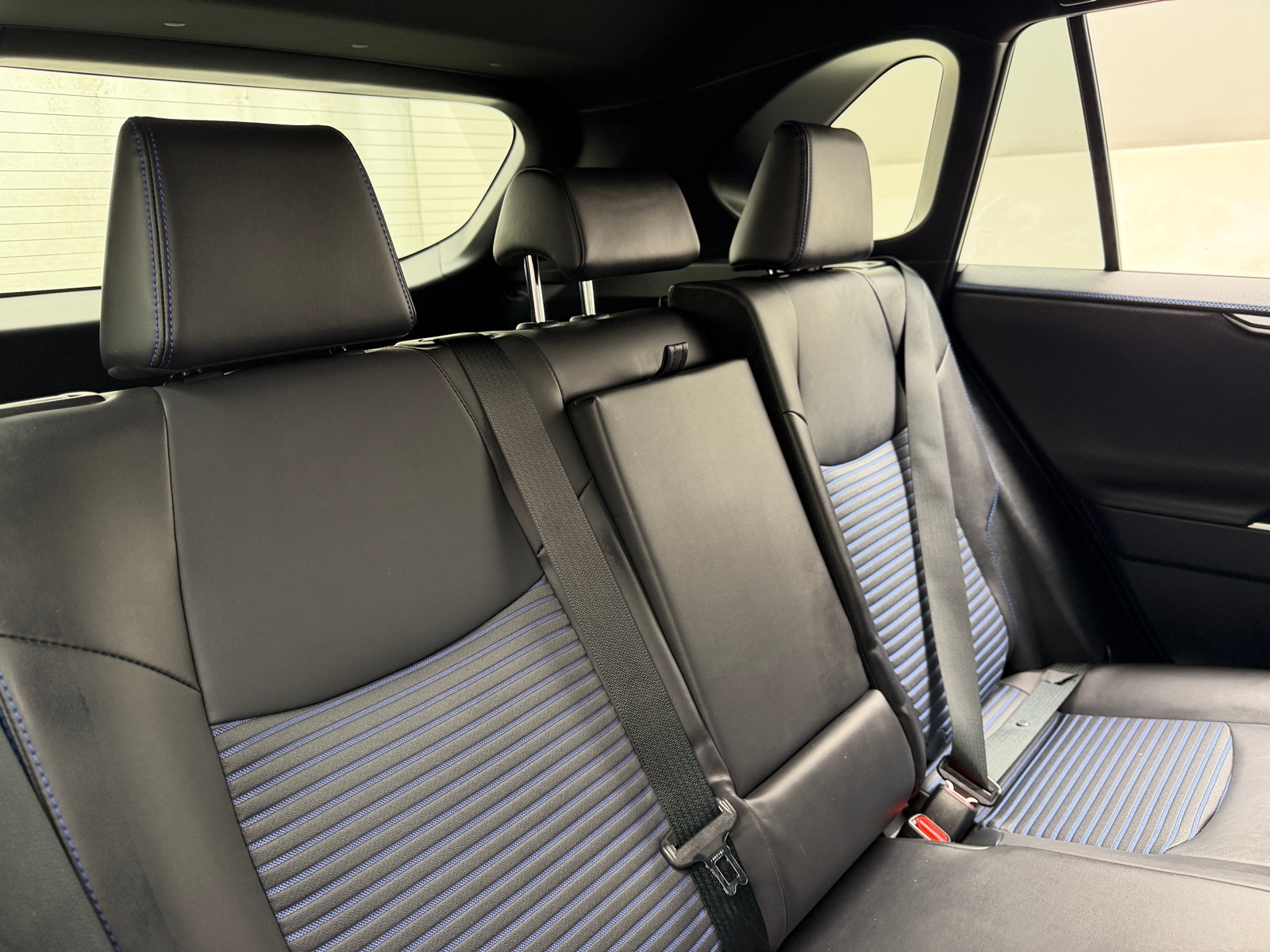 Thumbnail: 2023 Toyota RAV4 - 6