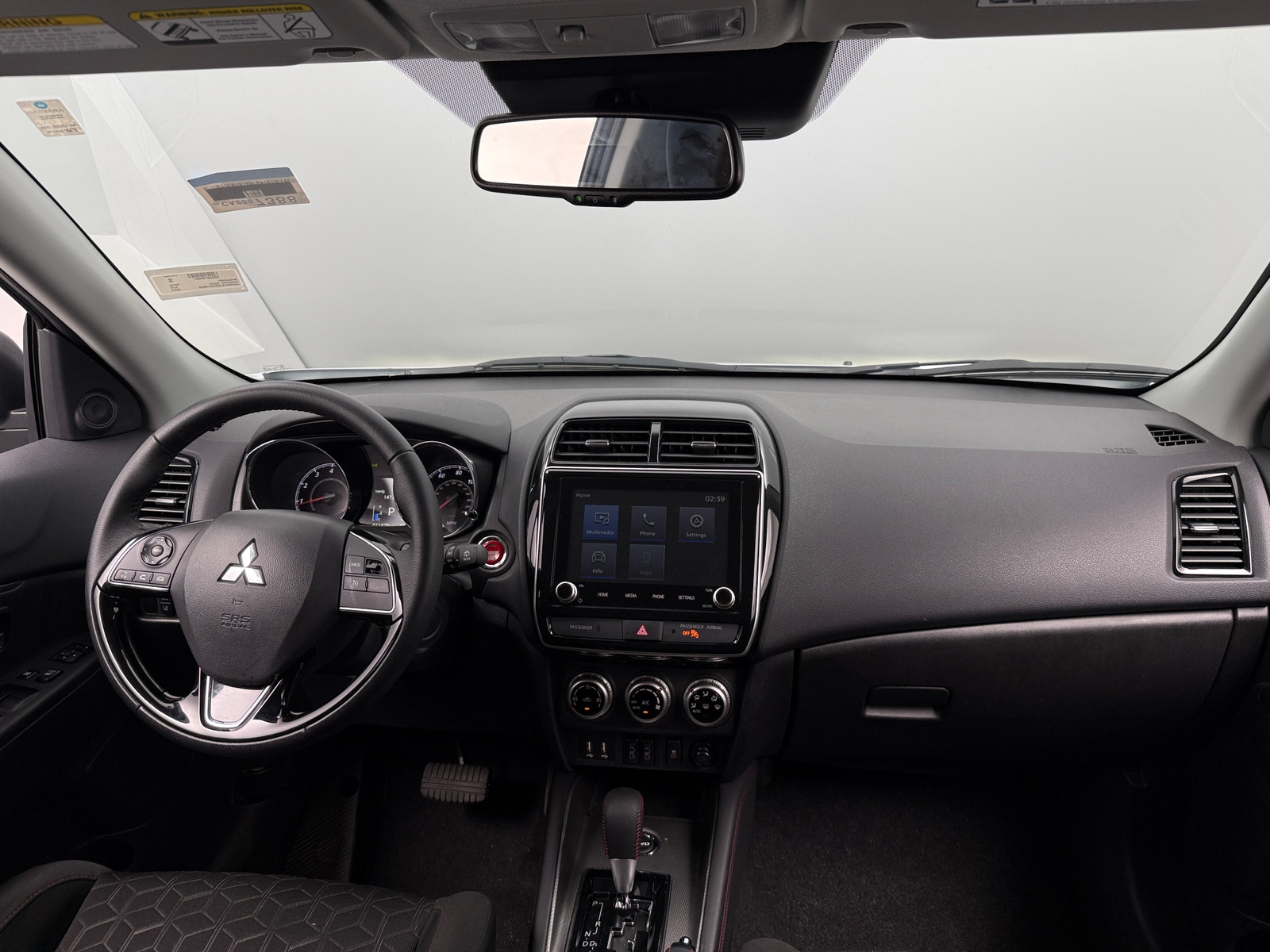 Thumbnail: 2024 Mitsubishi Outlander Sport - 3