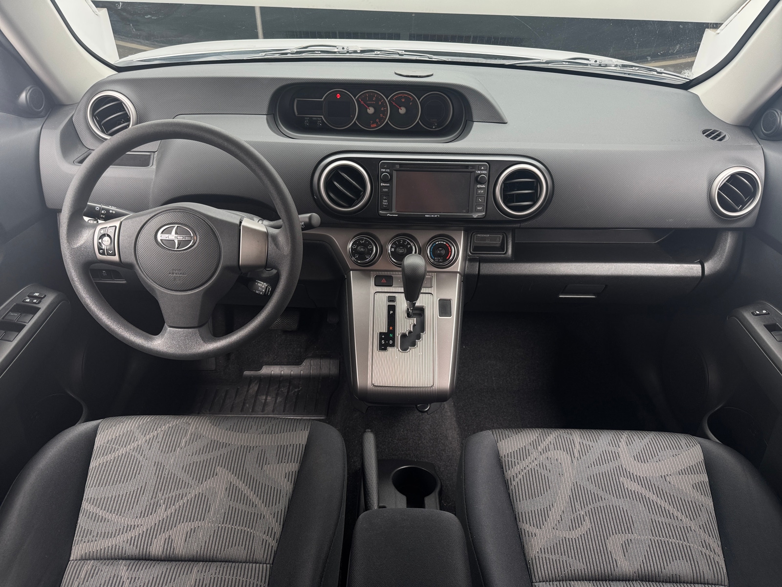Thumbnail: 2015 Scion xB - 3