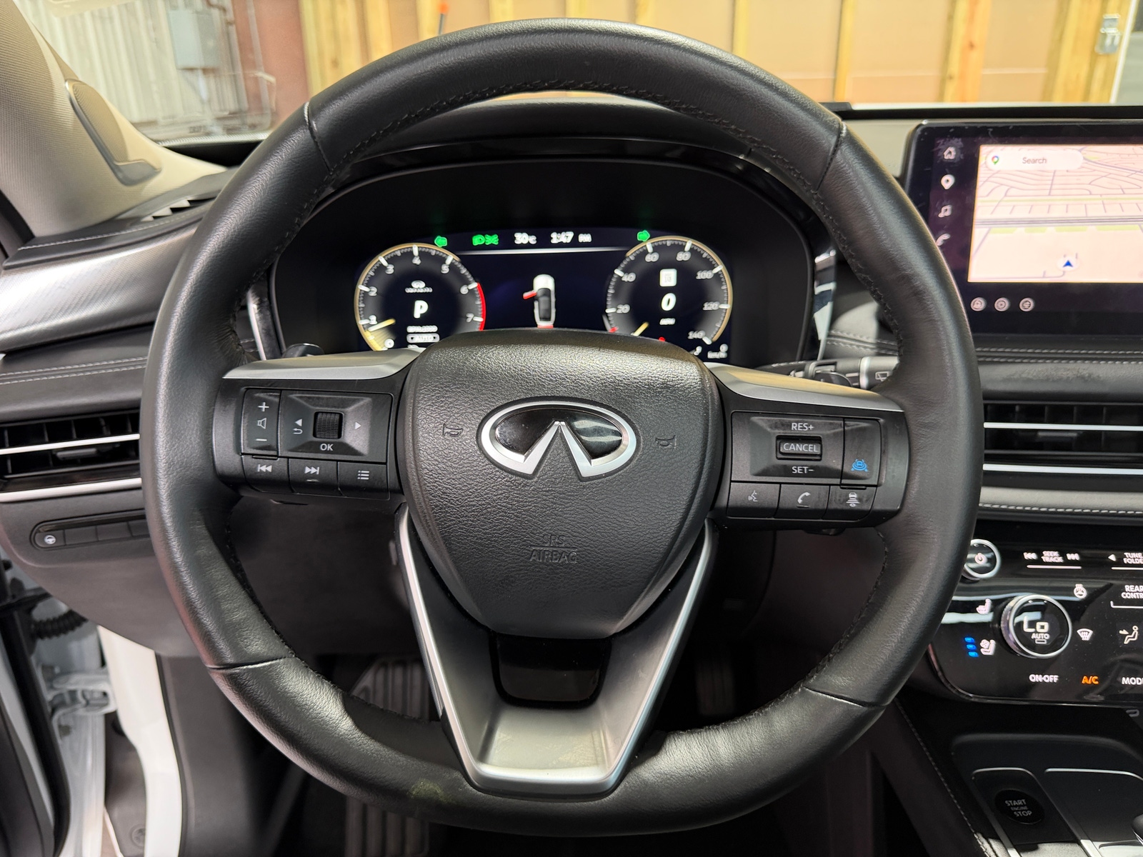 Thumbnail: 2026 INFINITI QX60 - 4