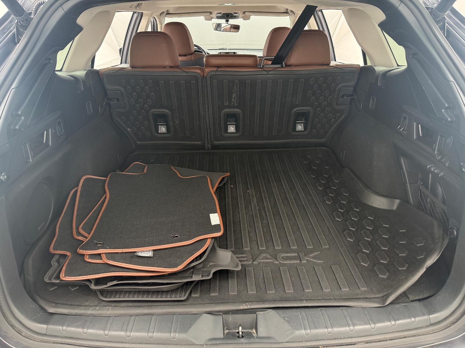 Thumbnail: 2022 Subaru Outback - 6