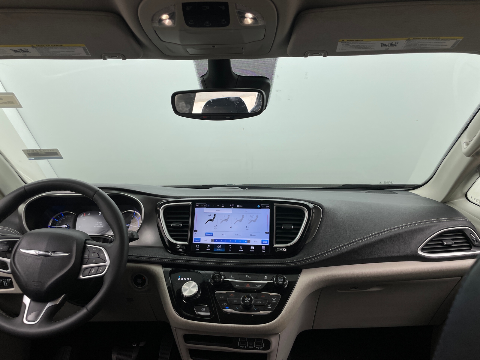Thumbnail: 2024 Chrysler Pacifica - 2