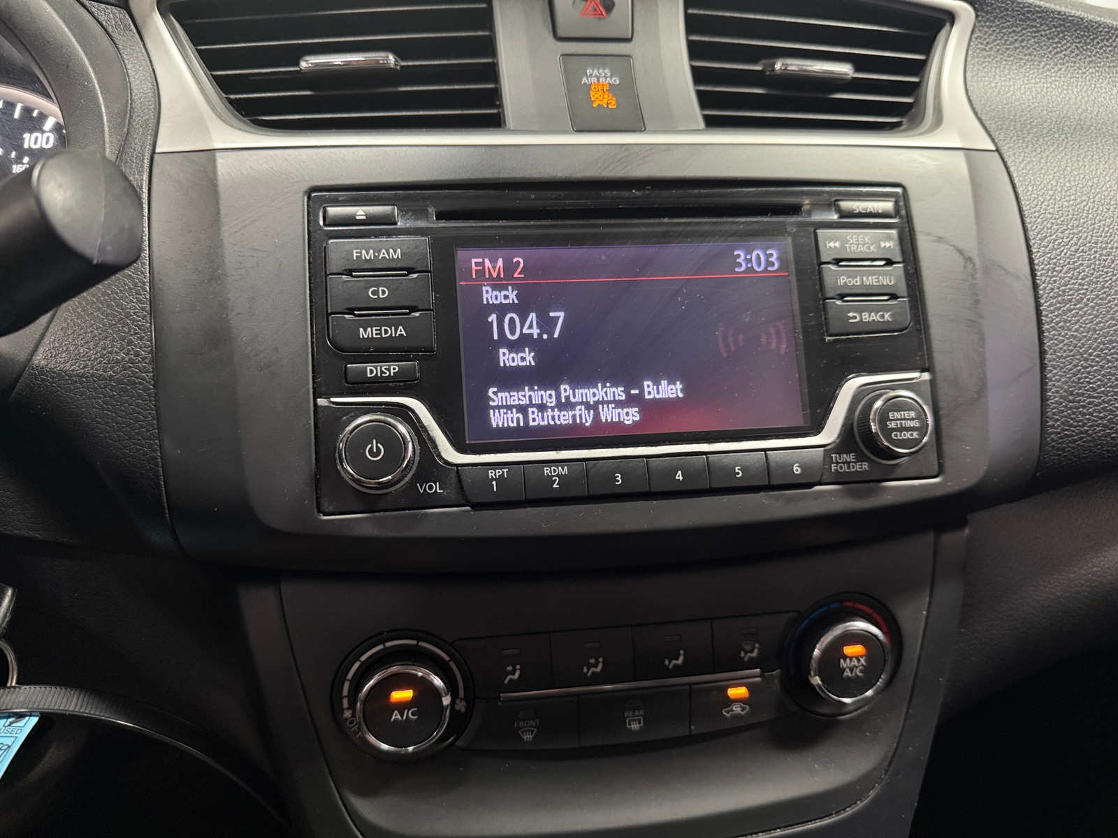 Thumbnail: 2018 Nissan Sentra - 4